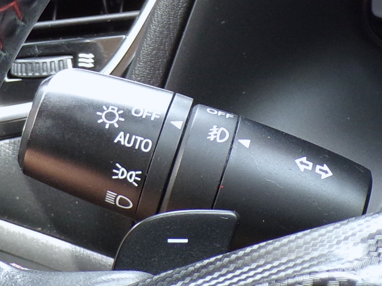 /autogallery/2014-Mazda-Mazda3-4637783236600401.jpg