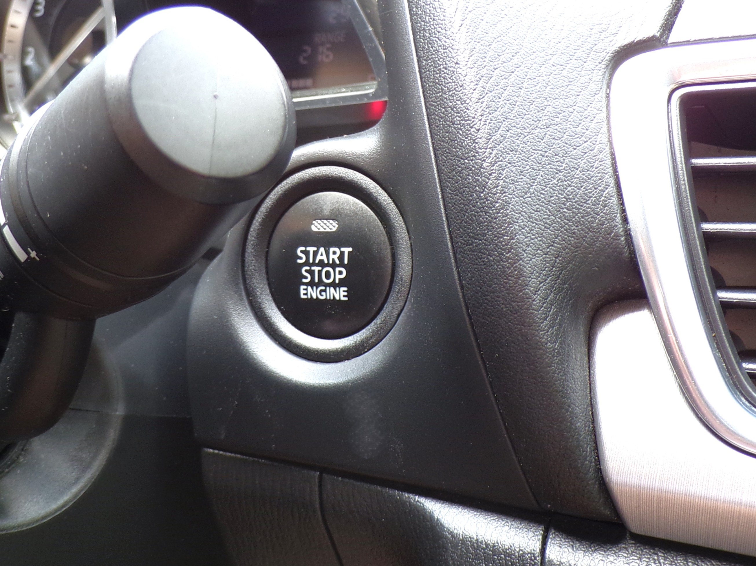 /autogallery/2014-Mazda-Mazda3-5526885654459888.jpg