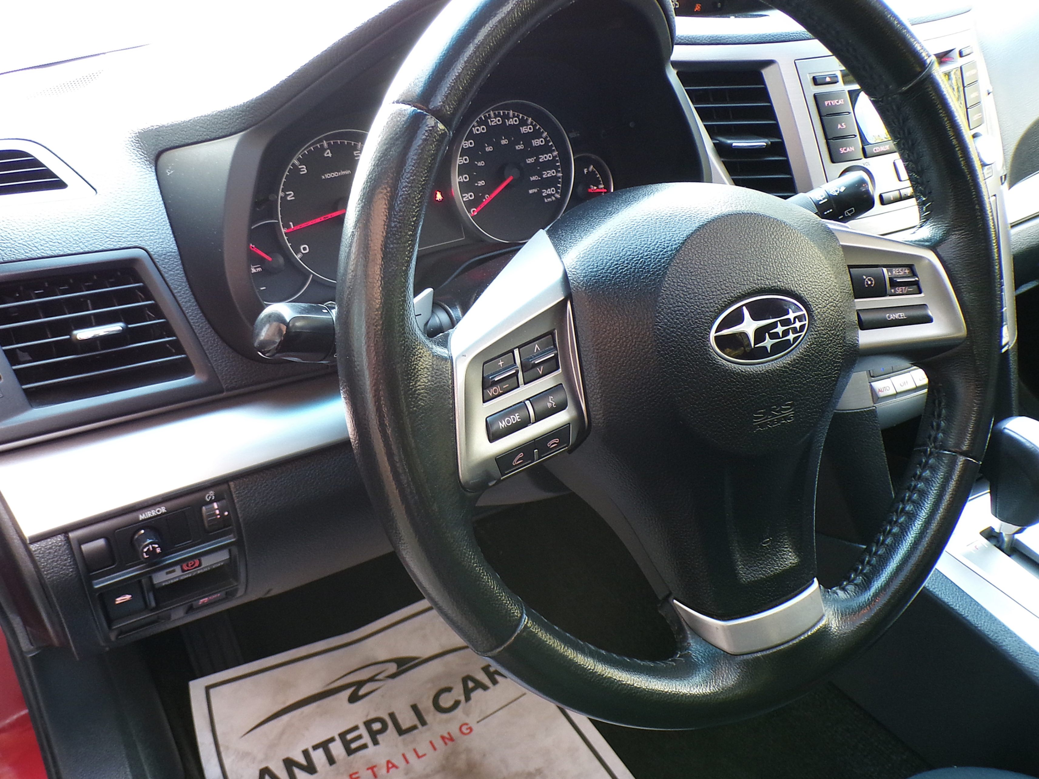 /autogallery/2014-Subaru-Outback-043690740169744835.jpg