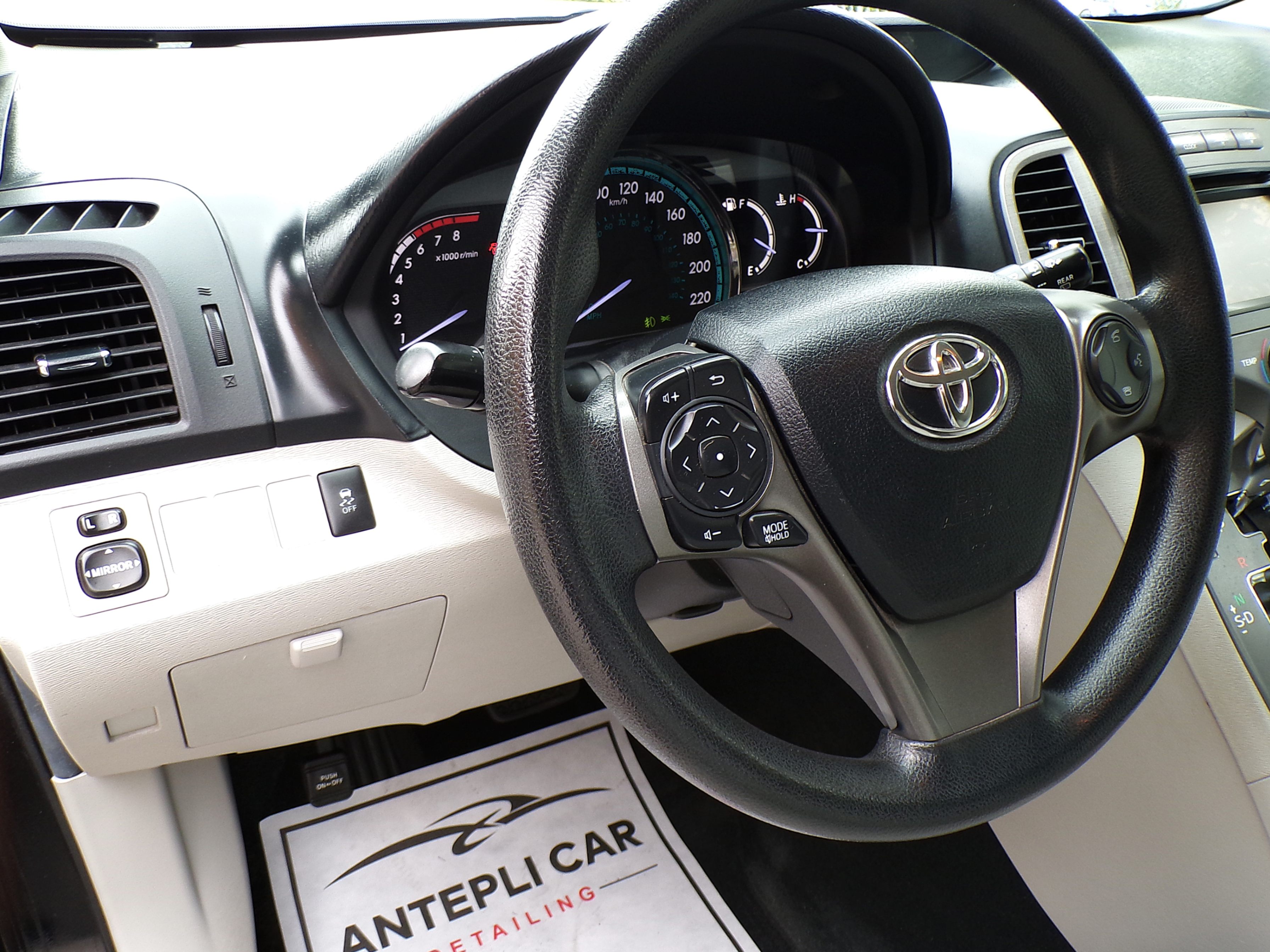 /autogallery/2014-Toyota-Venza-9017723371336579.jpg