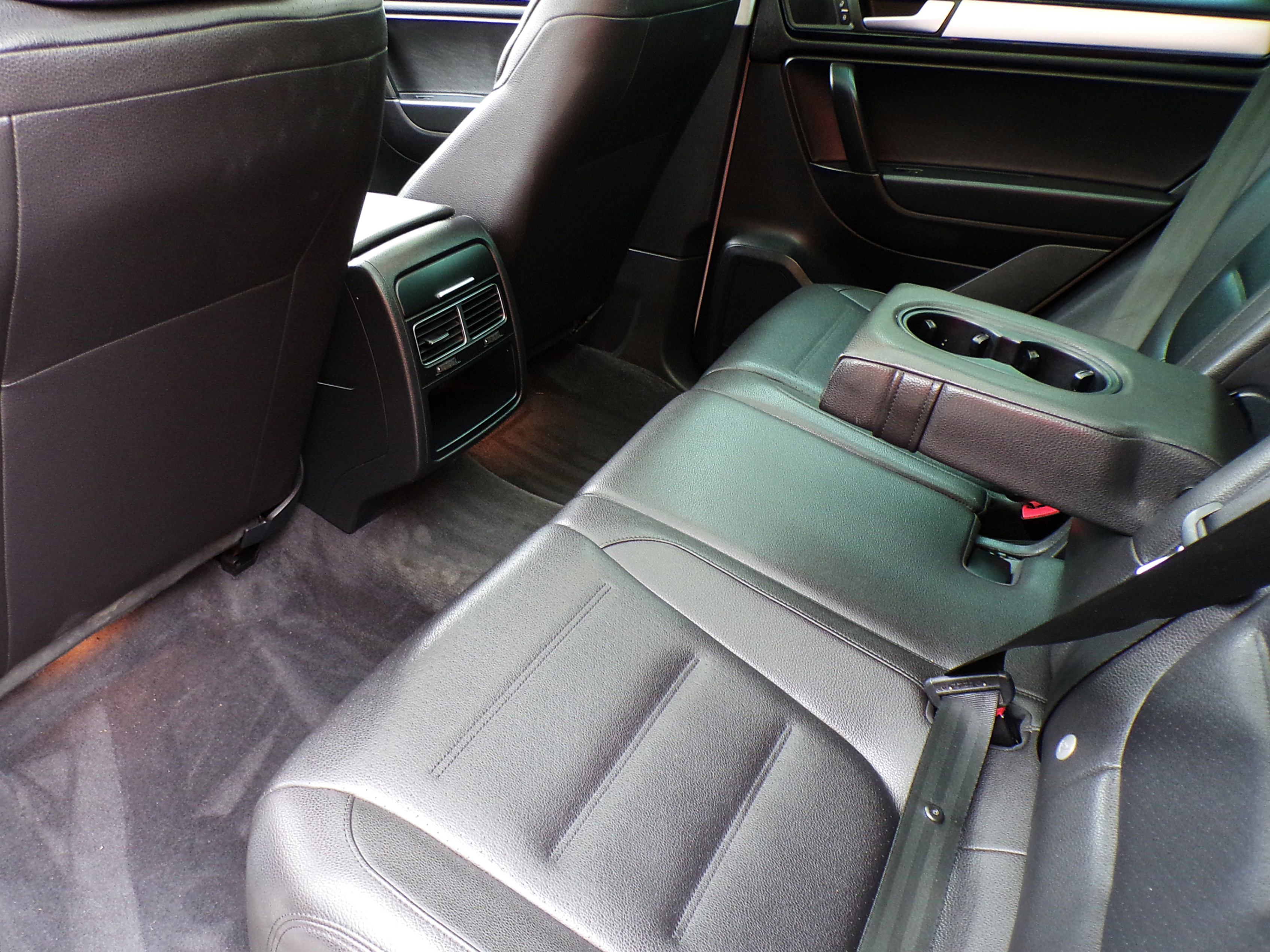 /autogallery/2014-Volkswagen-Touareg-04797466375886339.jpg