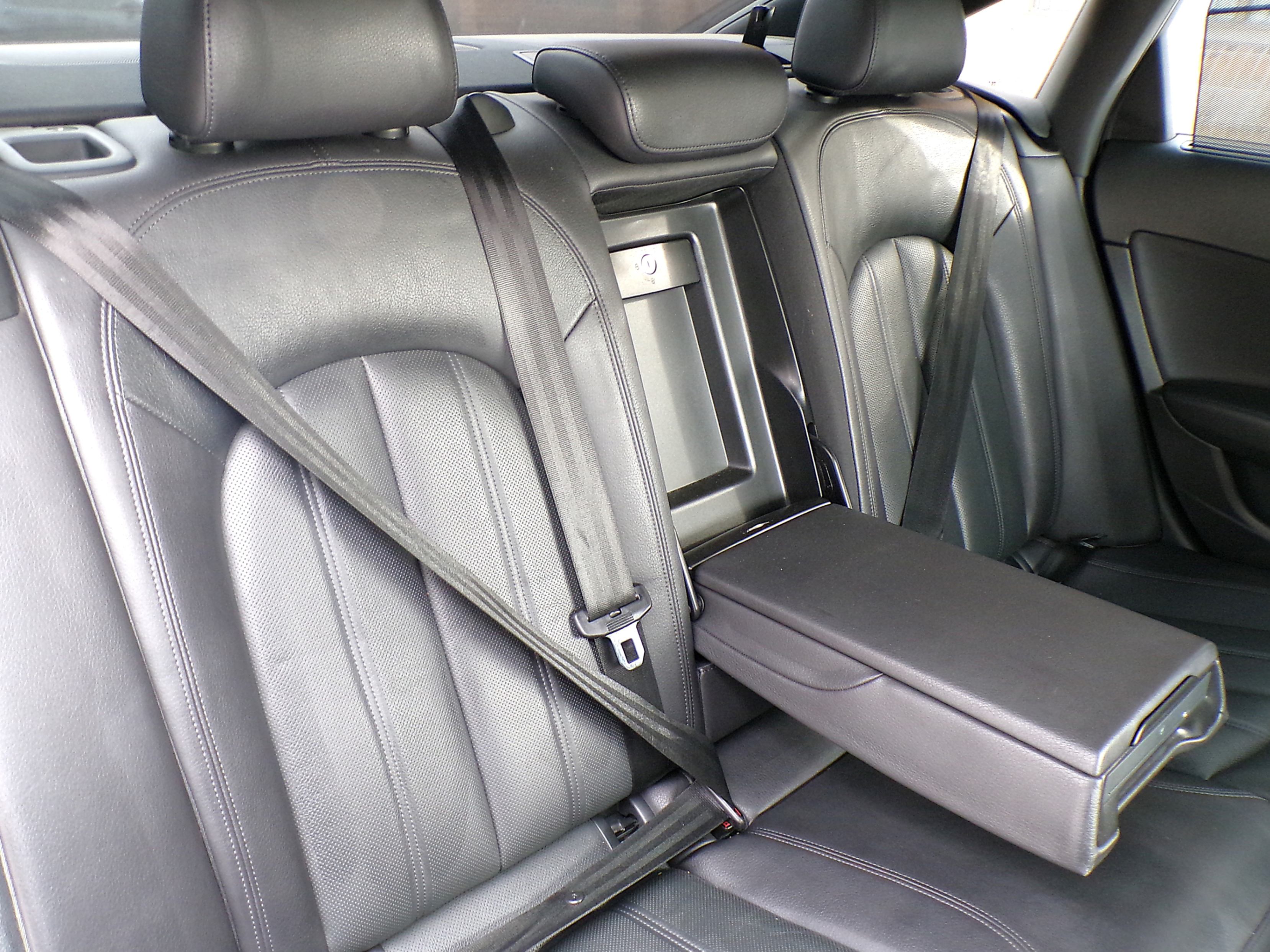 /autogallery/2015-Audi-A6-3829887112824748.jpg
