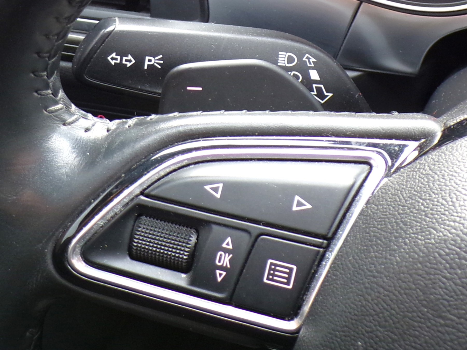 /autogallery/2015-Audi-A6-8063671614428443.jpg