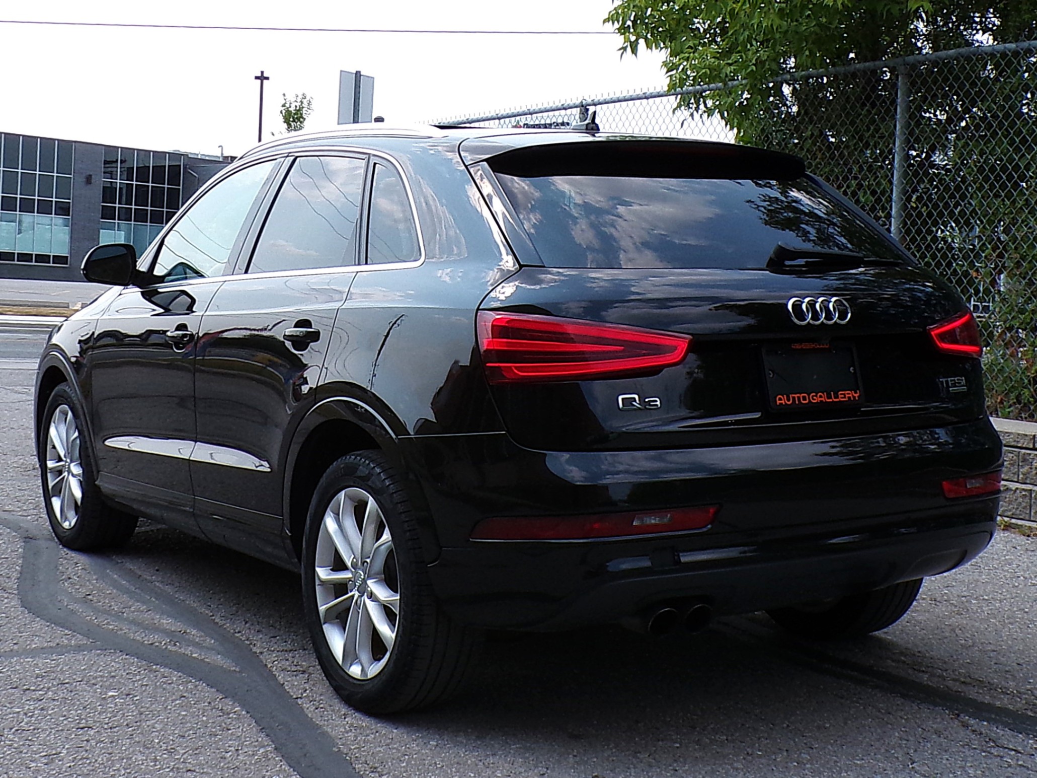 /autogallery/2015-Audi-Q3-12434201464224959.jpg