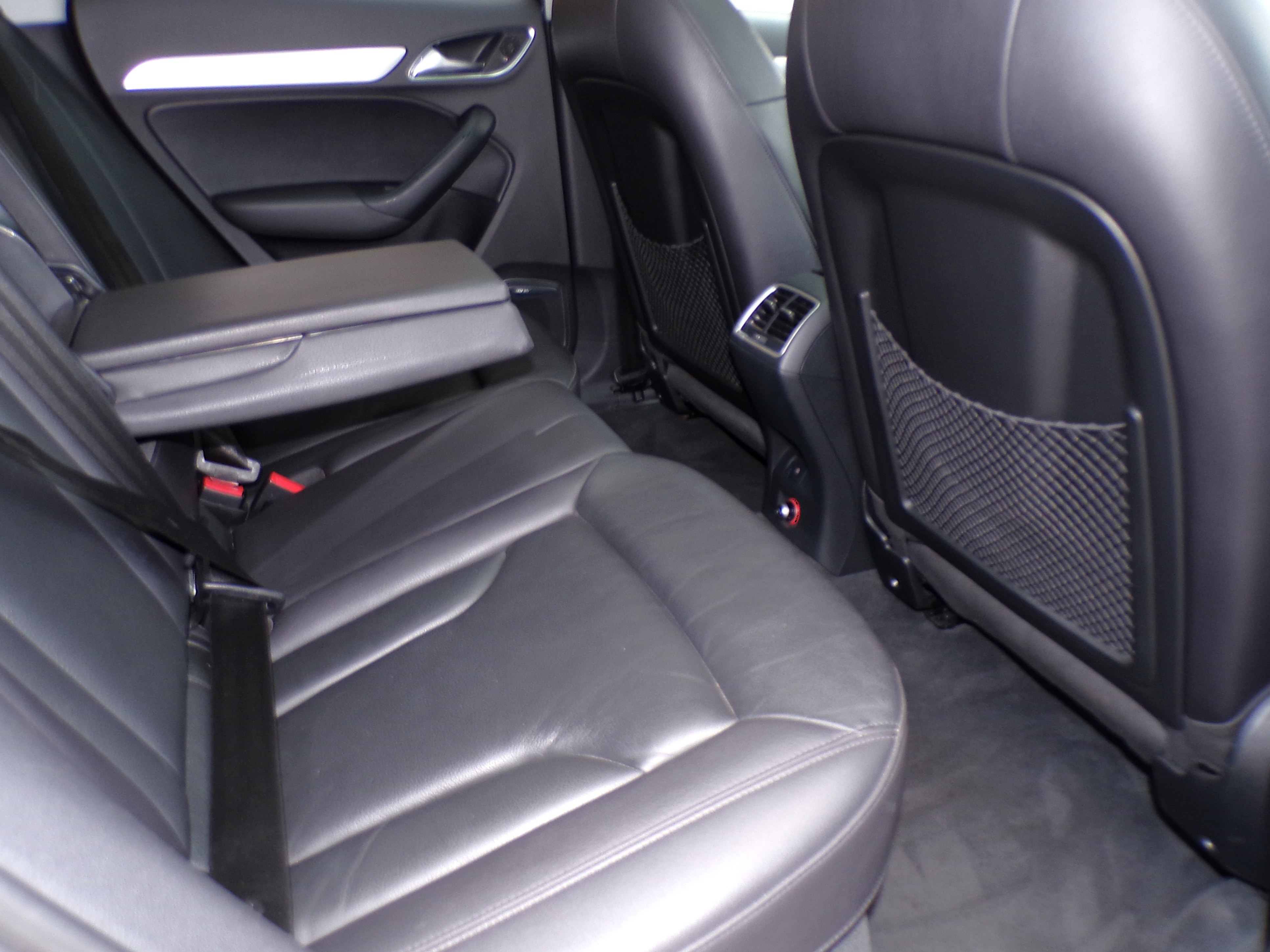 /autogallery/2015-Audi-Q3-152041266295474.jpg