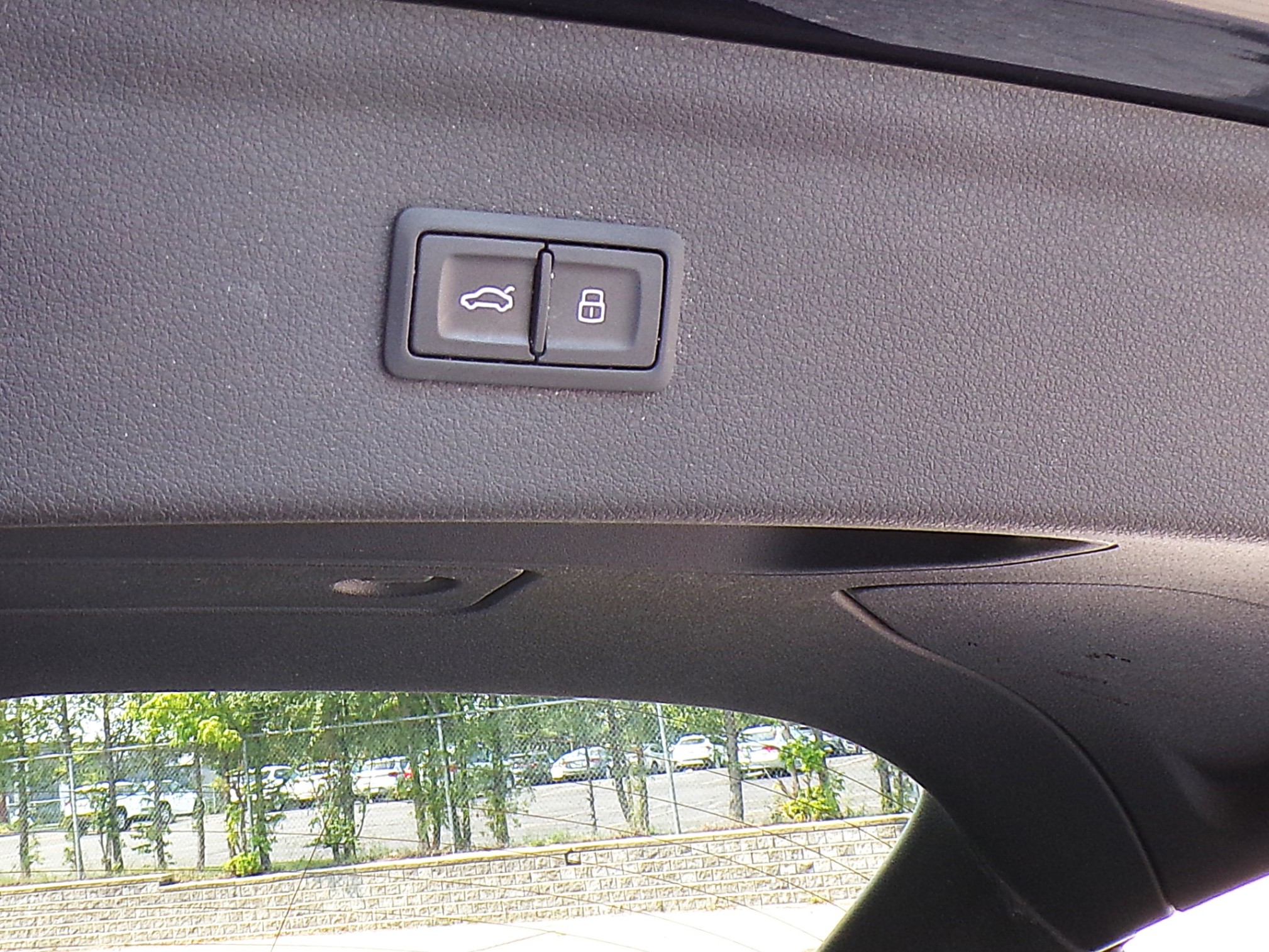 /autogallery/2015-Audi-Q3-33492168832348224.jpg