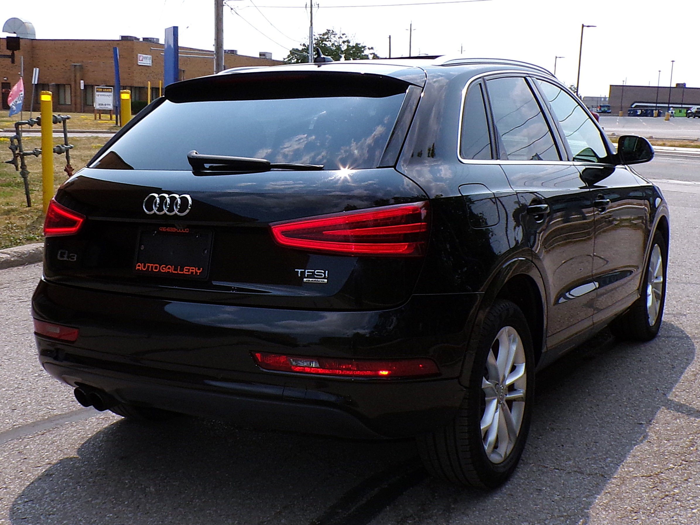 /autogallery/2015-Audi-Q3-709879443670969.jpg