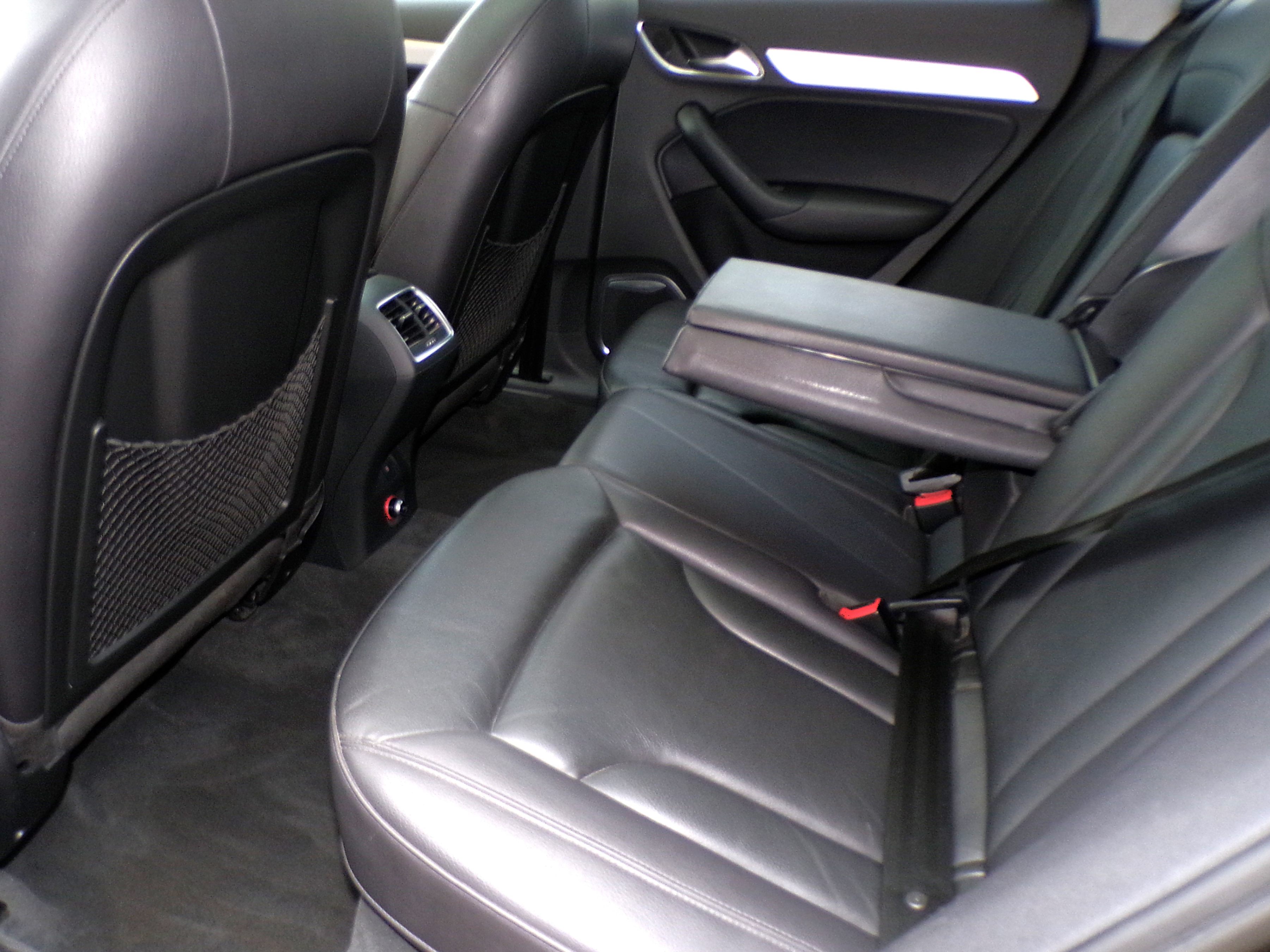 /autogallery/2015-Audi-Q3-8350592625423632.jpg