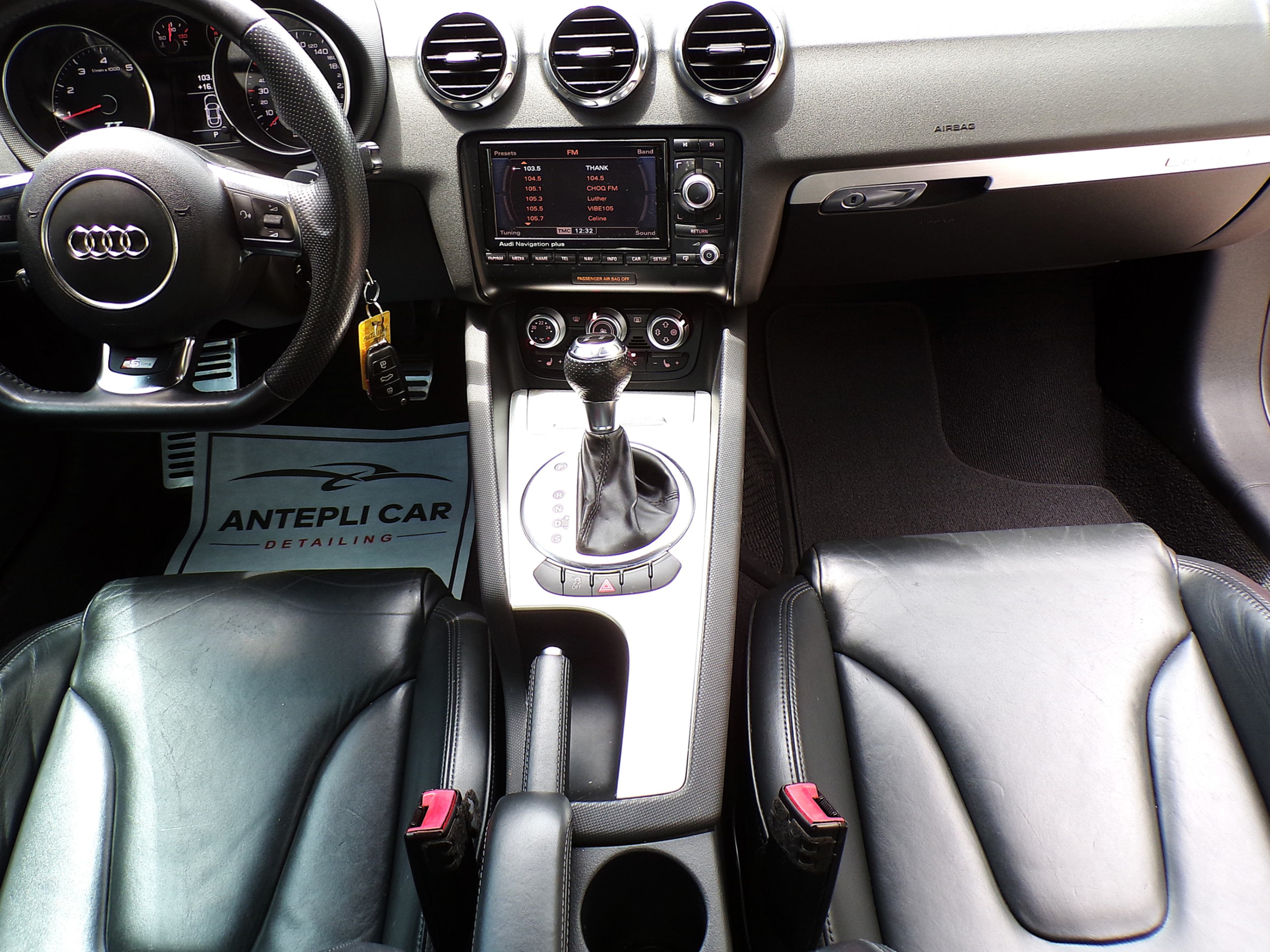 /autogallery/2015-Audi-TT-10938045055842238.jpg