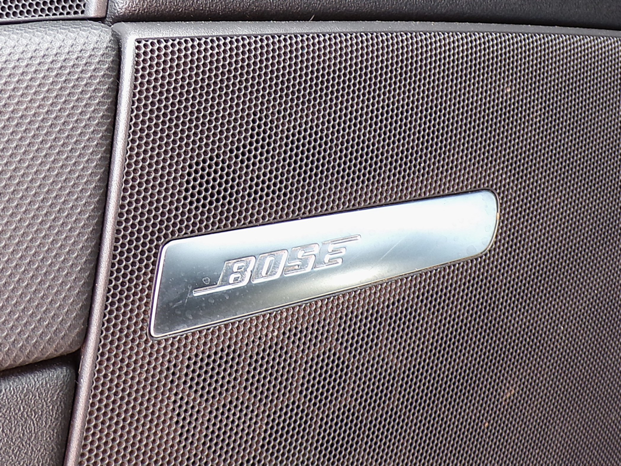 /autogallery/2015-Audi-TT-12646447409160988.jpg