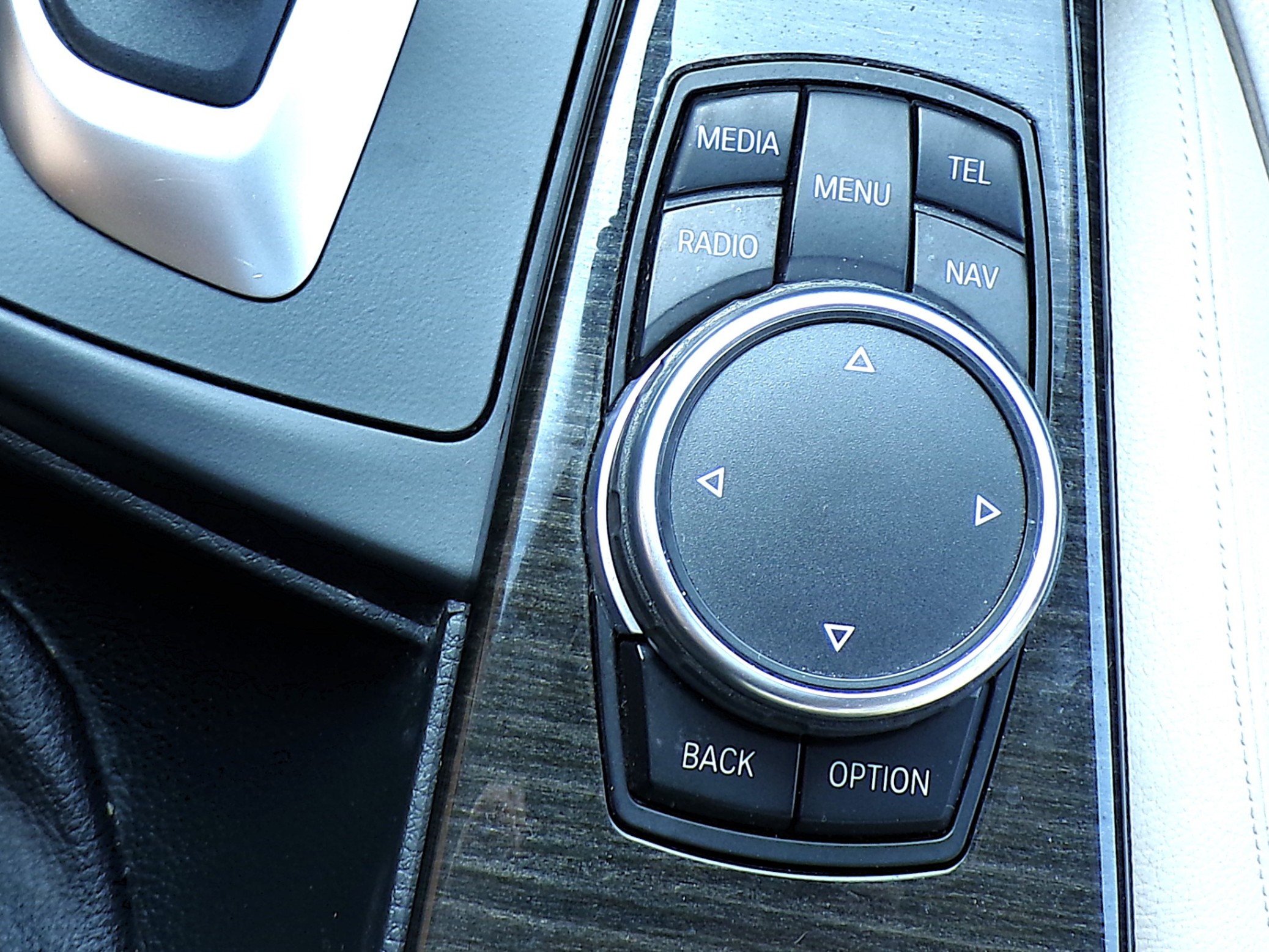 /autogallery/2015-BMW-3Series-1871853155654577.jpg