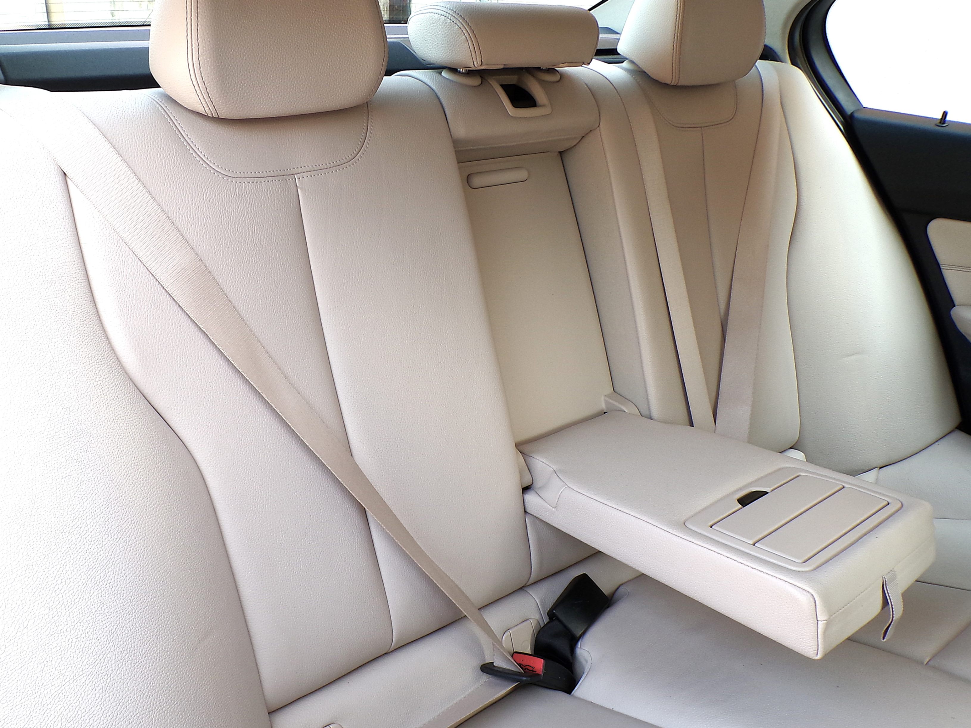 /autogallery/2015-BMW-3Series-21889798729018284.jpg