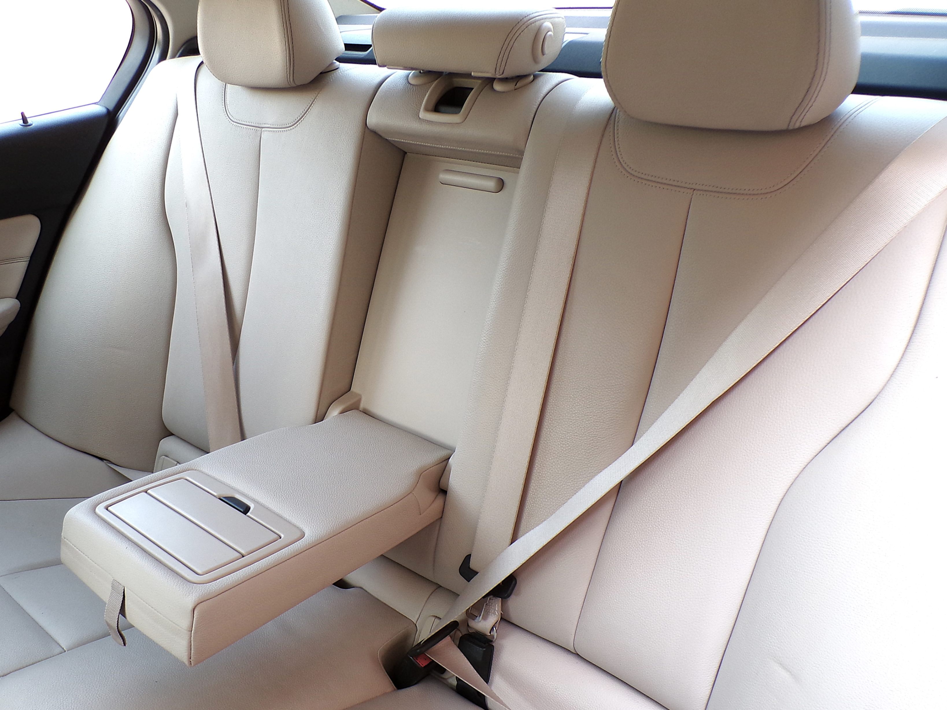 /autogallery/2015-BMW-3Series-4404523259942592.jpg