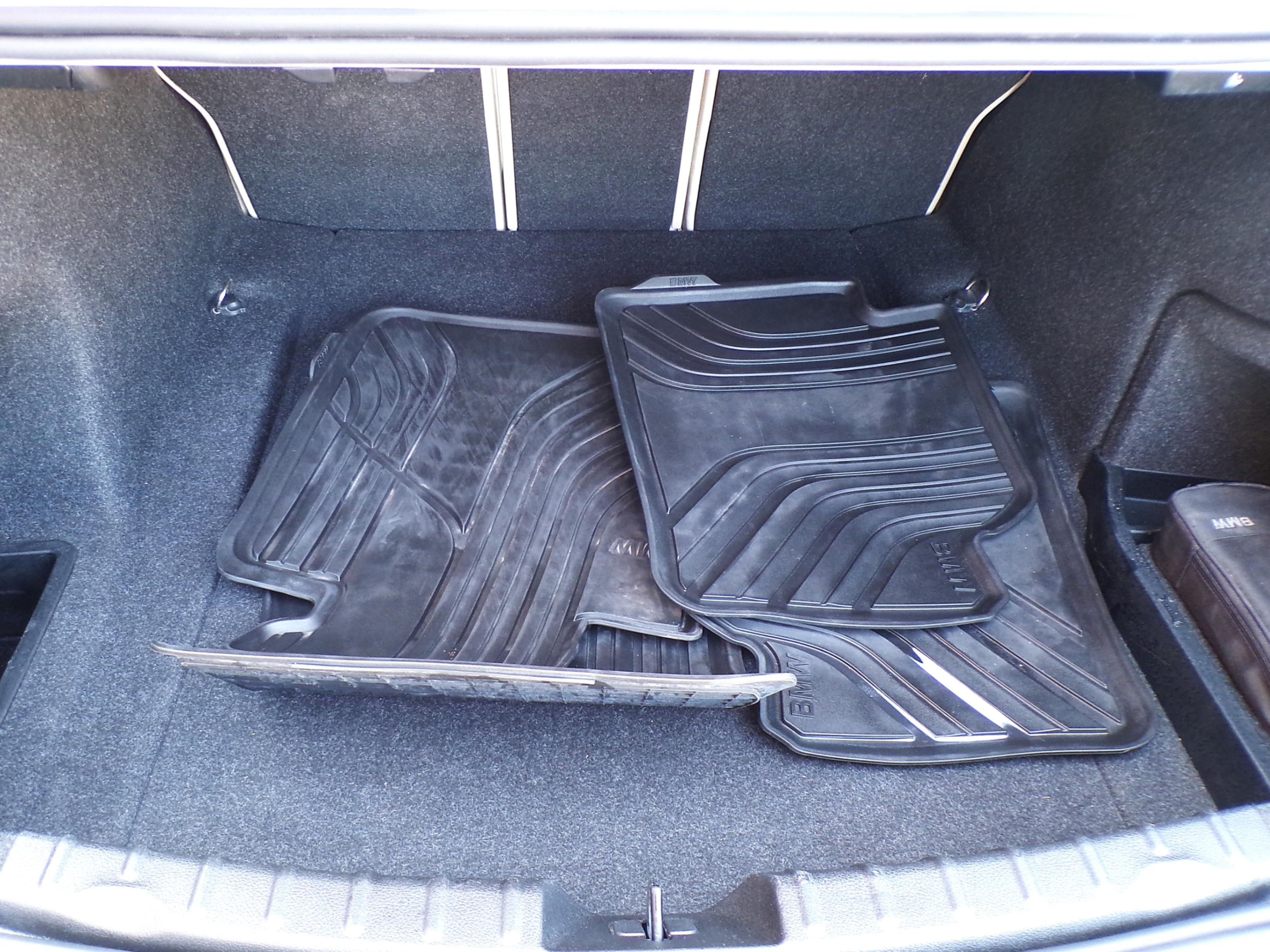 /autogallery/2015-BMW-3Series-6471011136021607.jpg