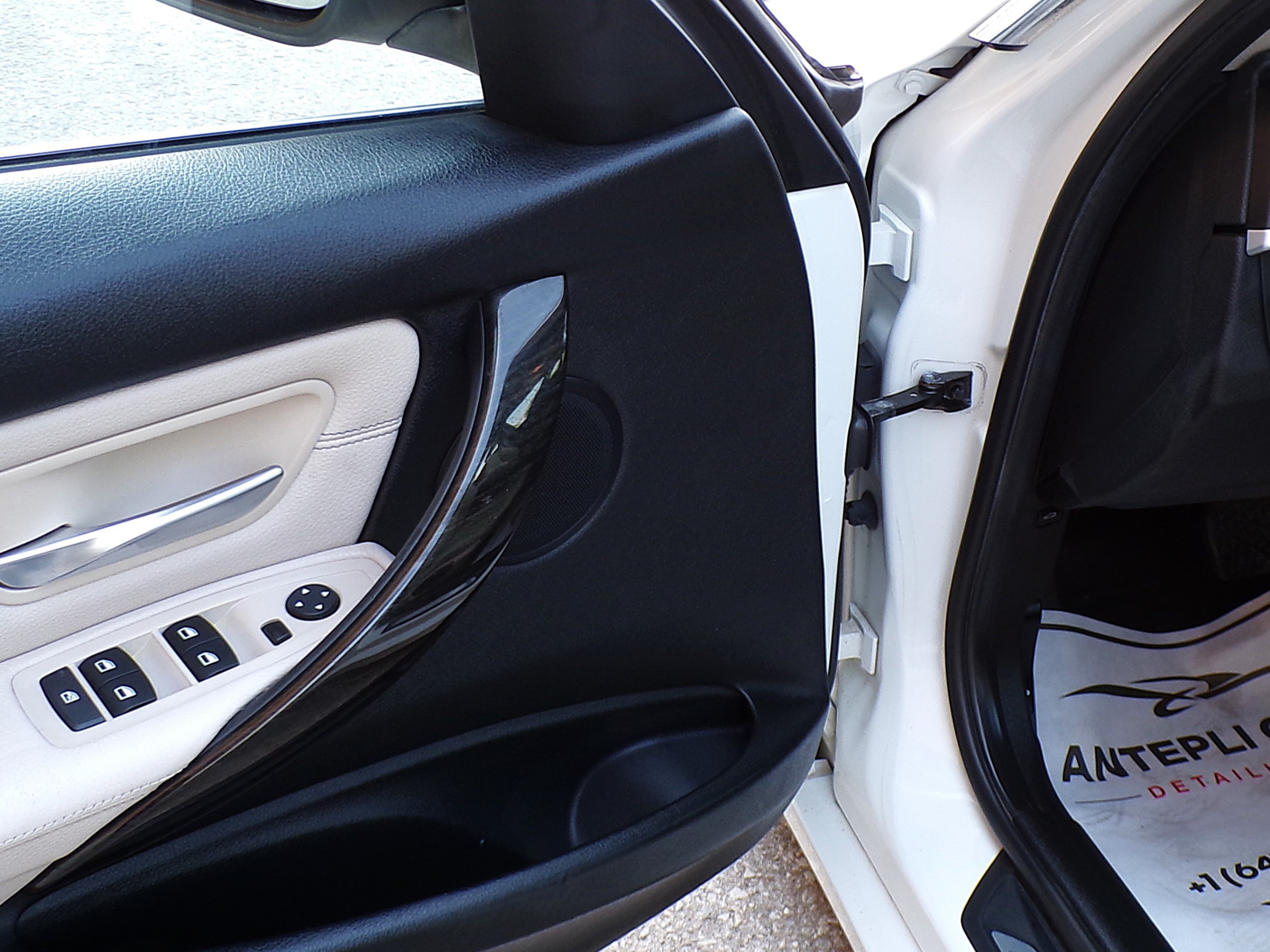 /autogallery/2015-BMW-3Series-9304414291891052.jpg