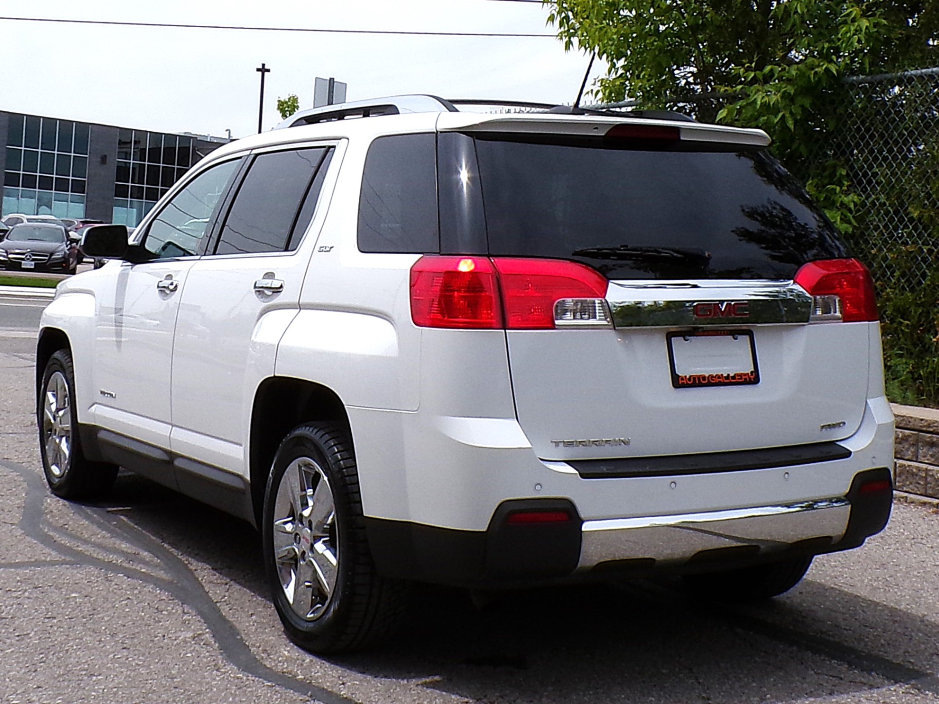 /autogallery/2015-GMC-Terrain-709555312997068.jpg