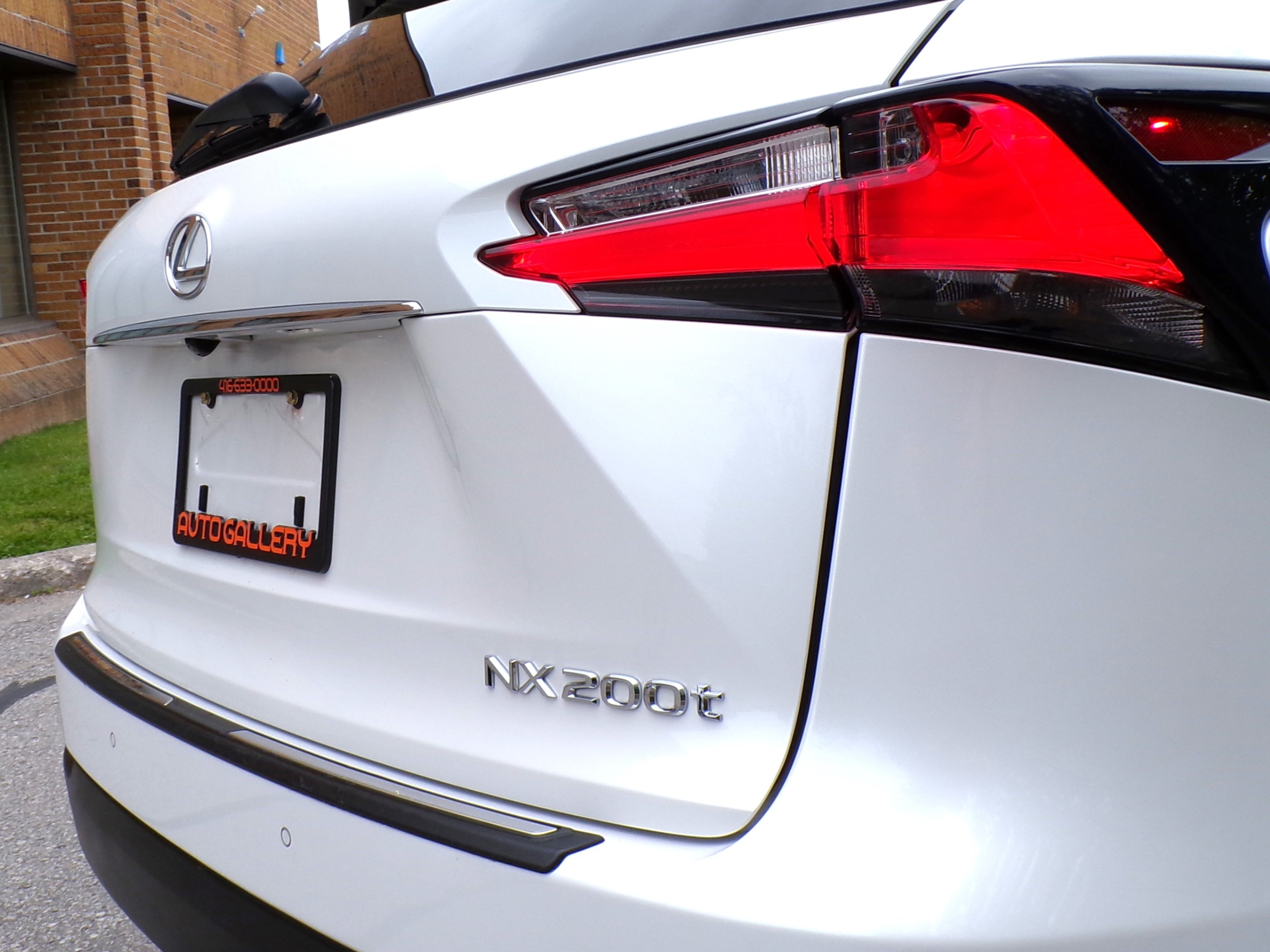 /autogallery/2015-Lexus-NX200t-4018686665507416.jpg