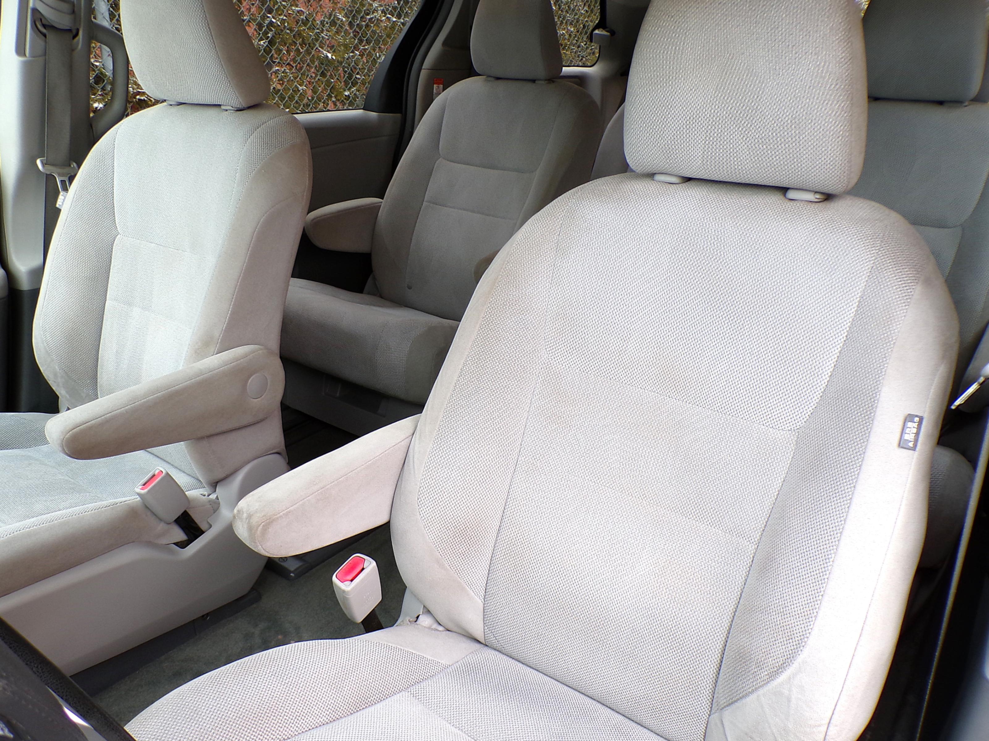 /autogallery/2015-Toyota-Sienna-0724544870660695.jpg