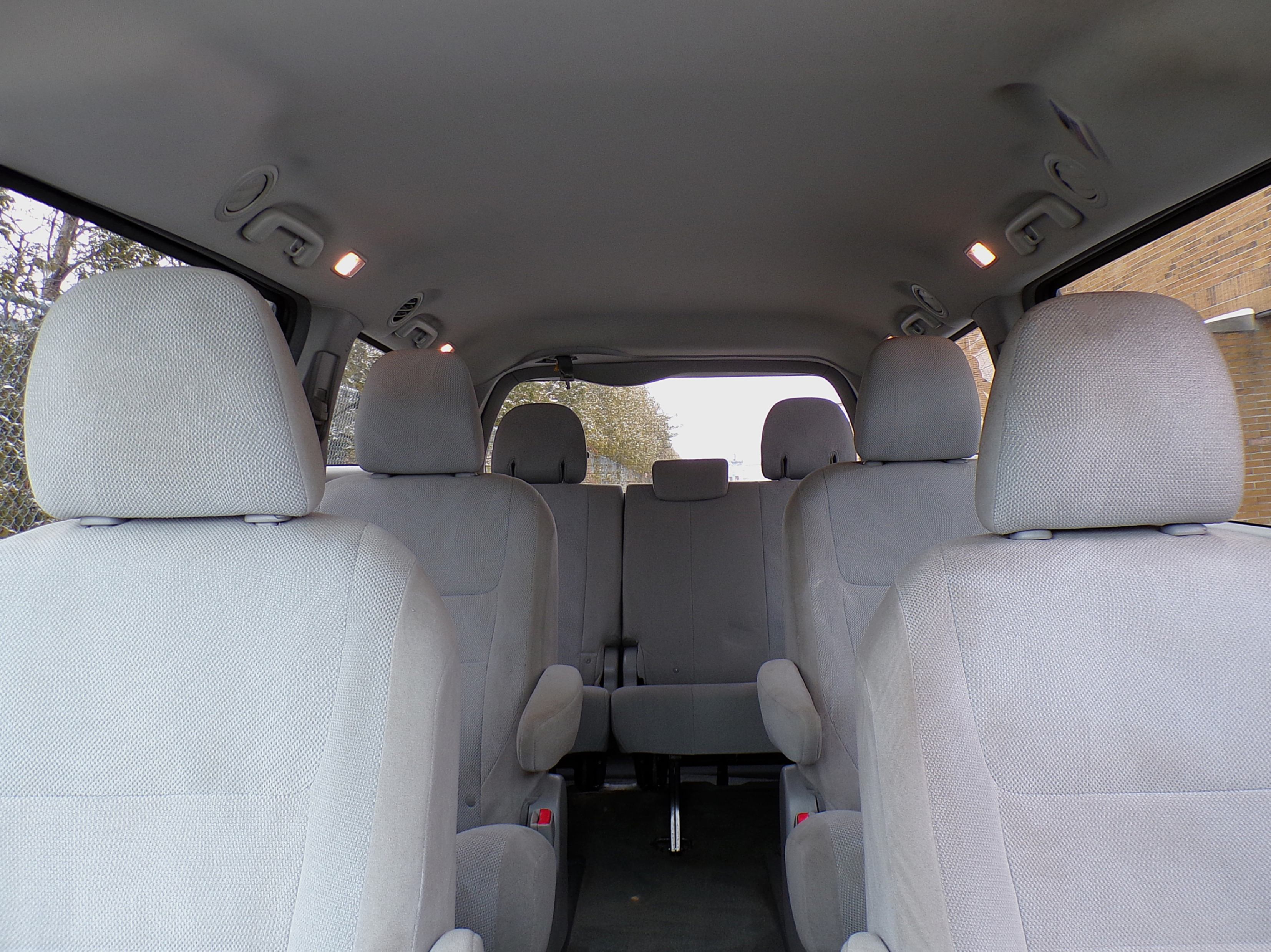 /autogallery/2015-Toyota-Sienna-7058402685695446.jpg