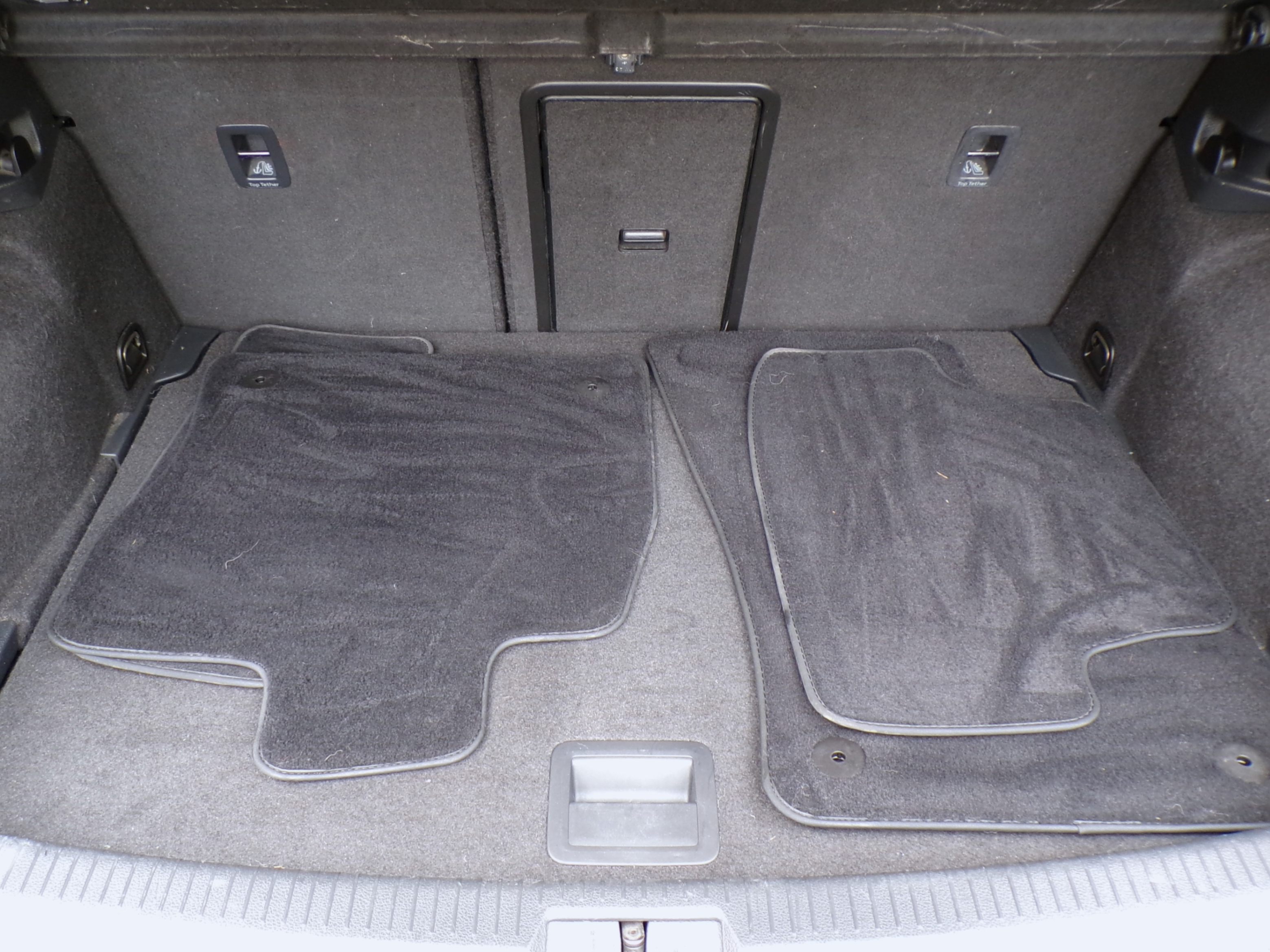 /autogallery/2015-Volkswagen-Golf-005961886414724837.jpg