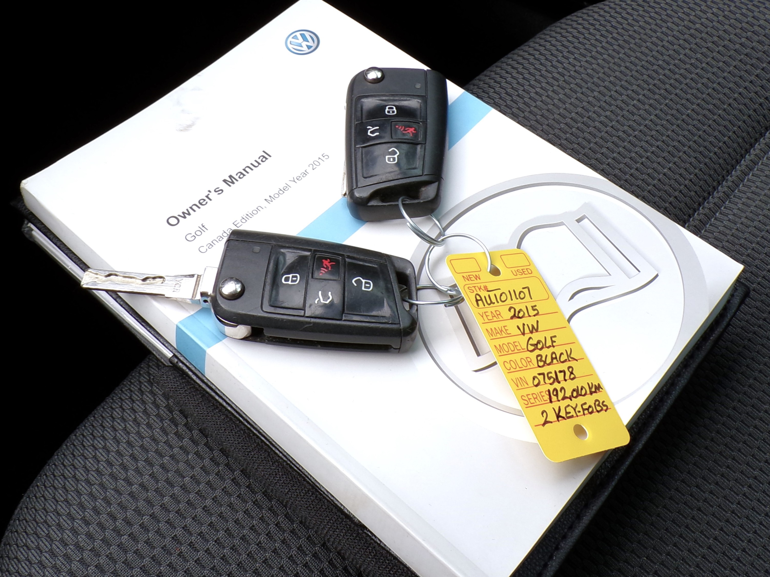 /autogallery/2015-Volkswagen-Golf-1343426324045789.jpg