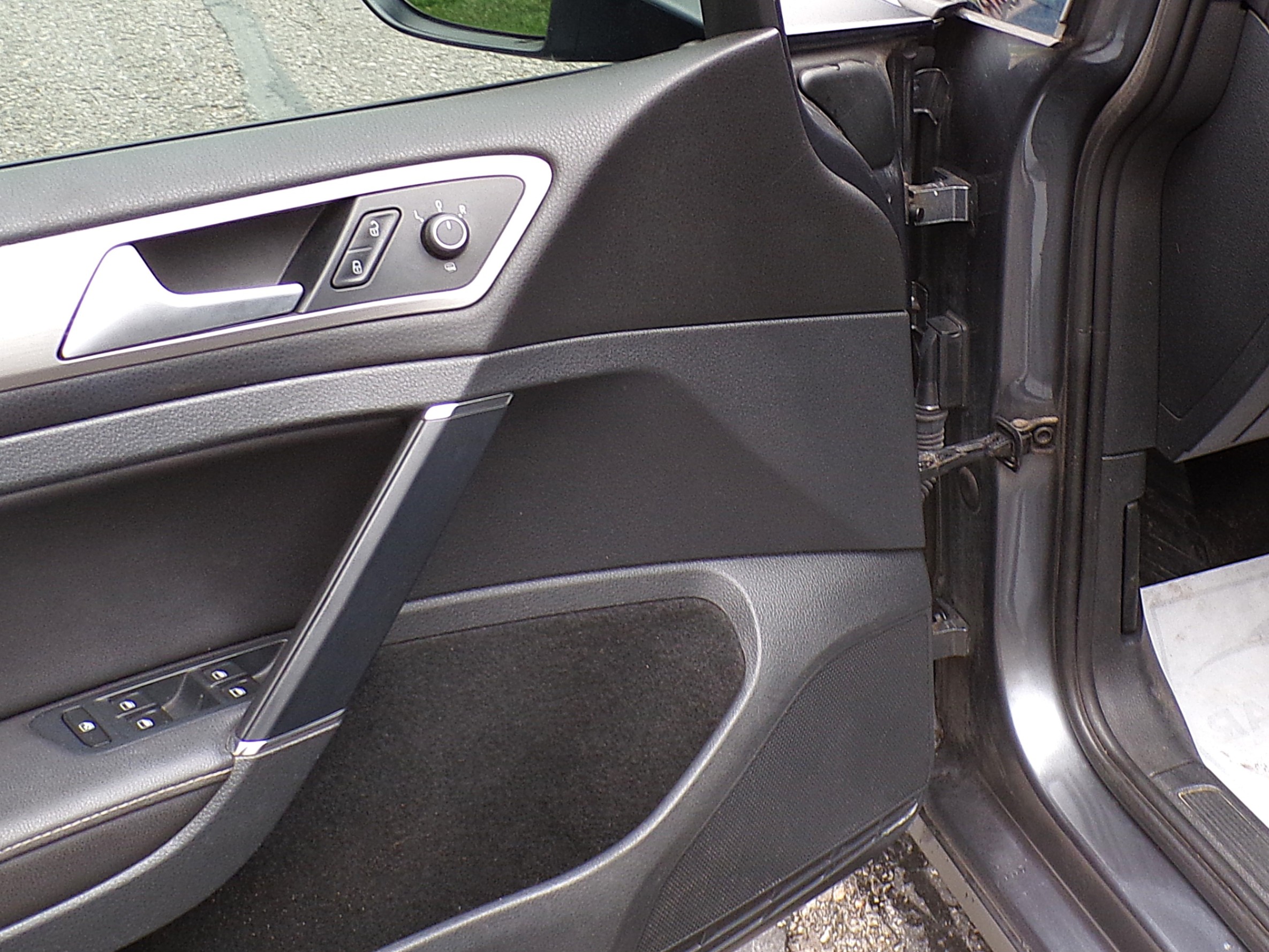 /autogallery/2015-Volkswagen-Golf-3082127182976322.jpg
