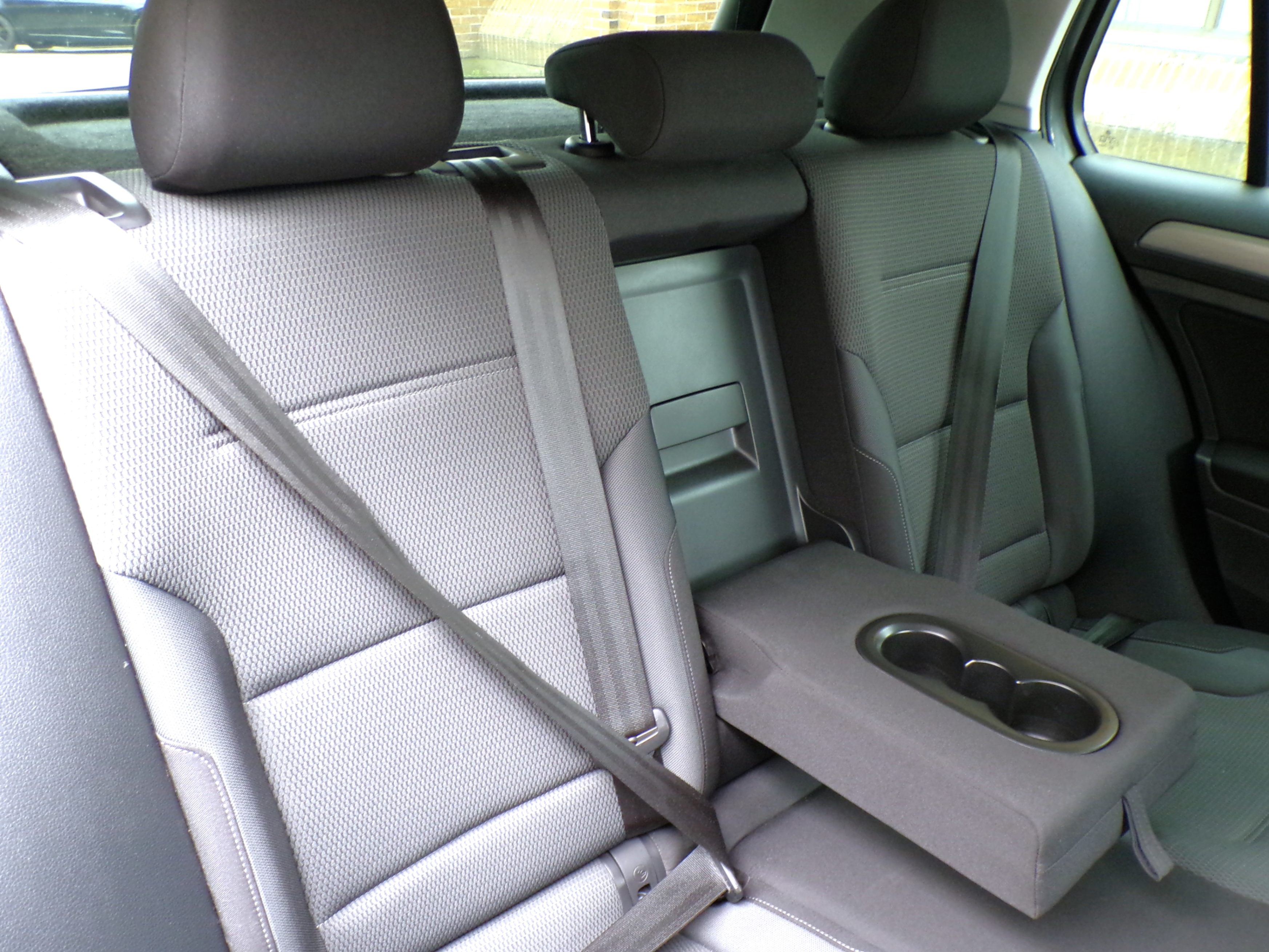 /autogallery/2015-Volkswagen-Golf-6399763758143848.jpg