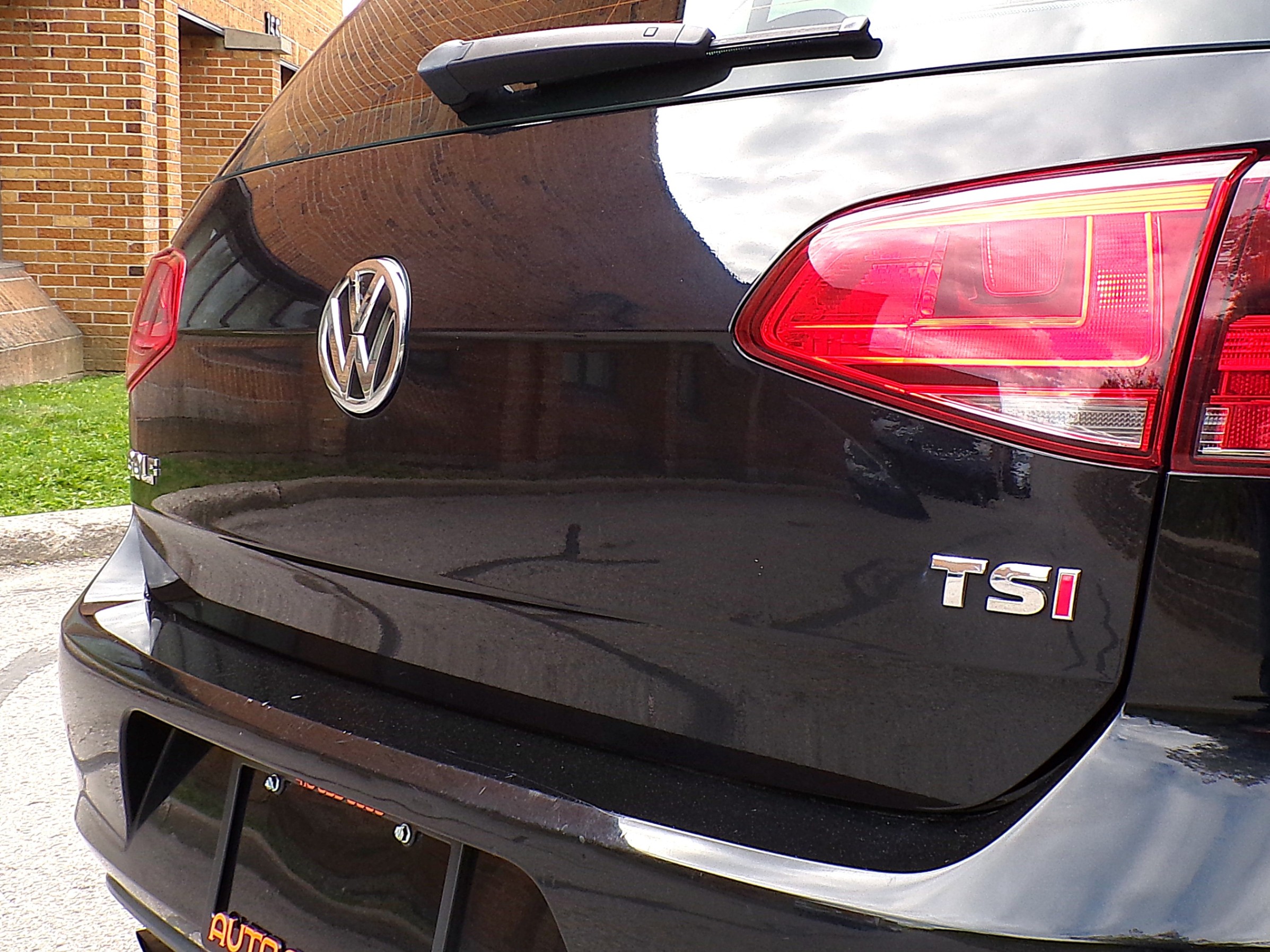 /autogallery/2015-Volkswagen-Golf-7096560573752089.jpg