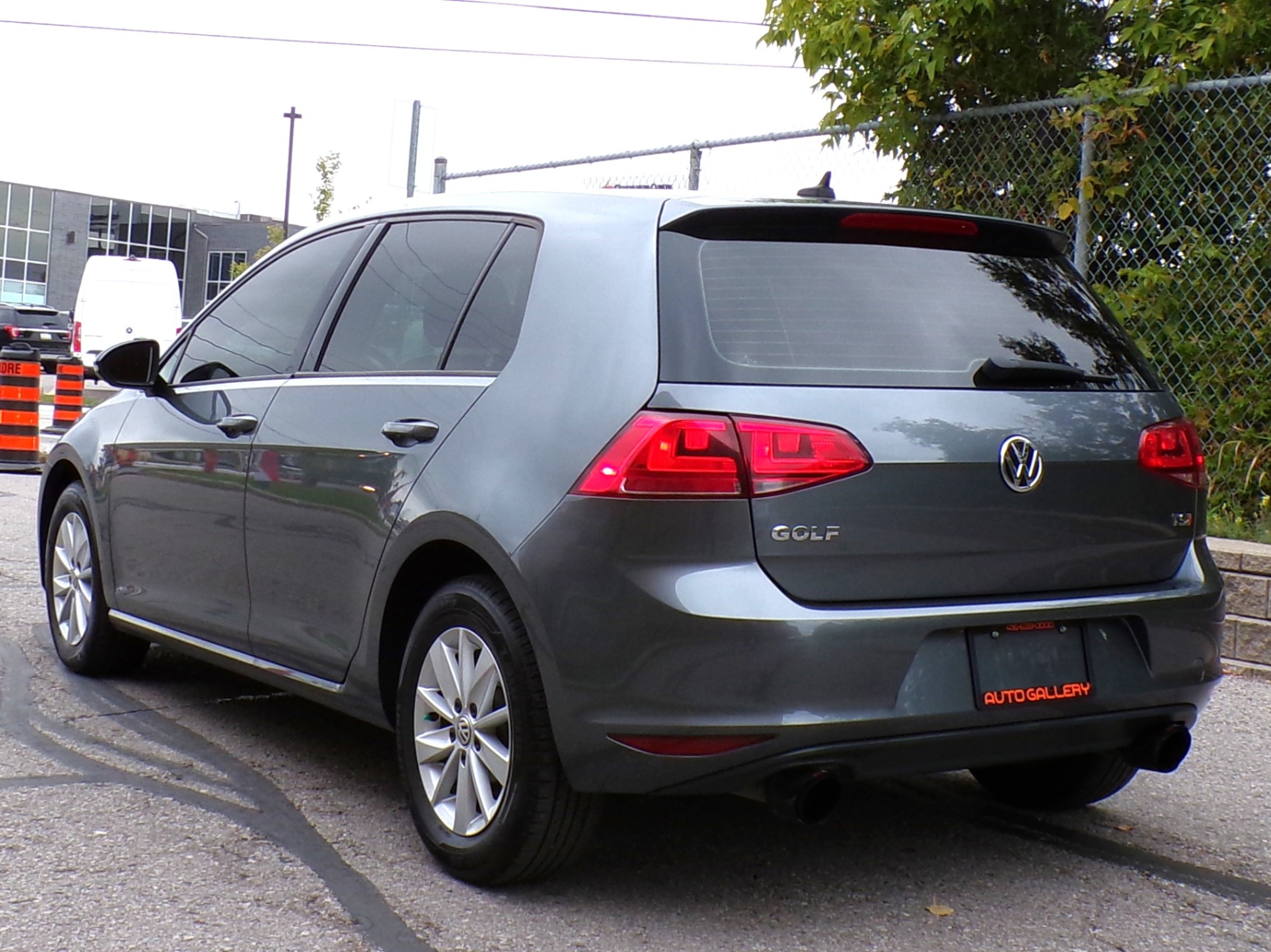 /autogallery/2015-Volkswagen-Golf-8059909107951997.jpg