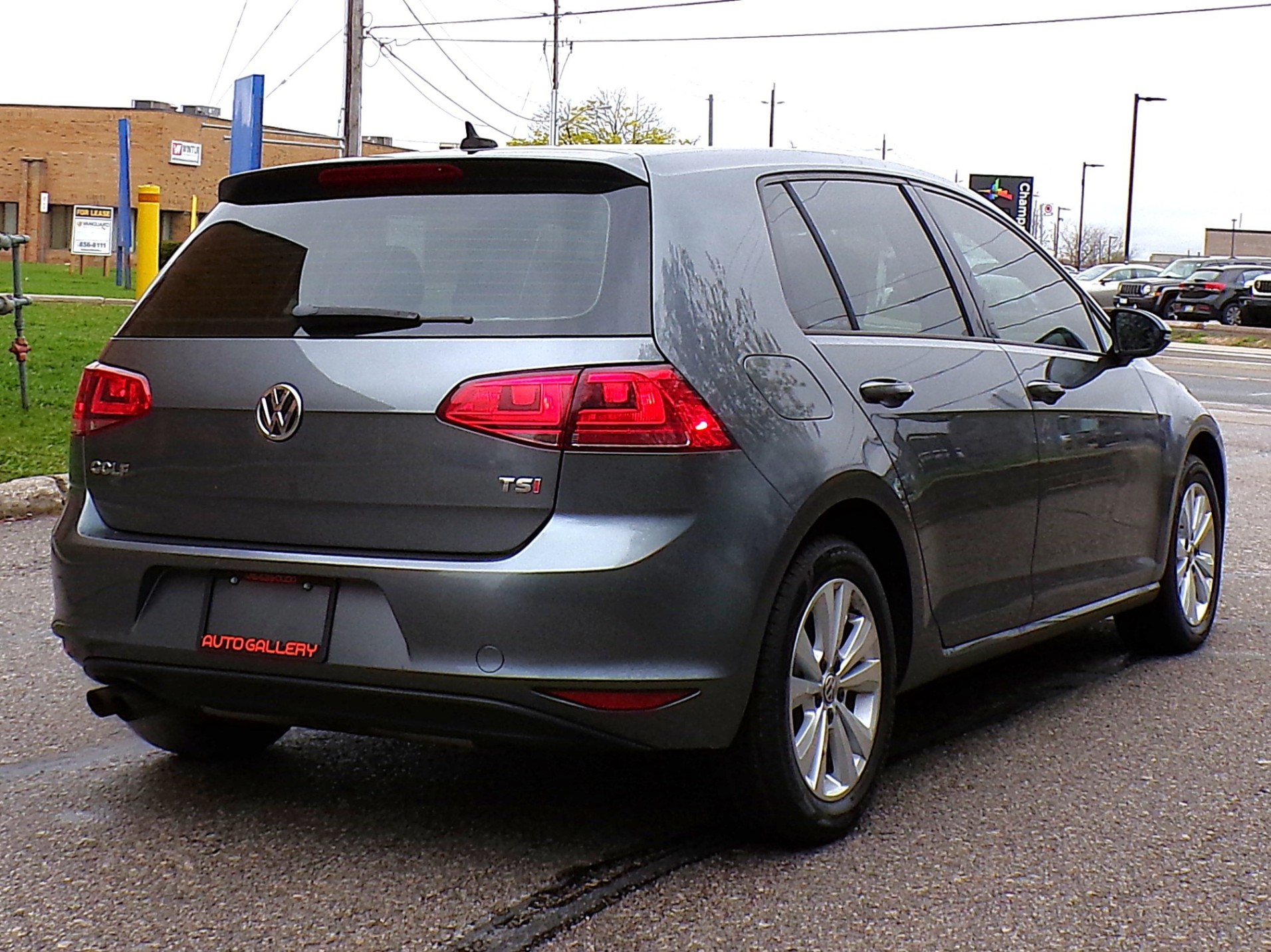 /autogallery/2015-Volkswagen-Golf-8138280885733398.jpg