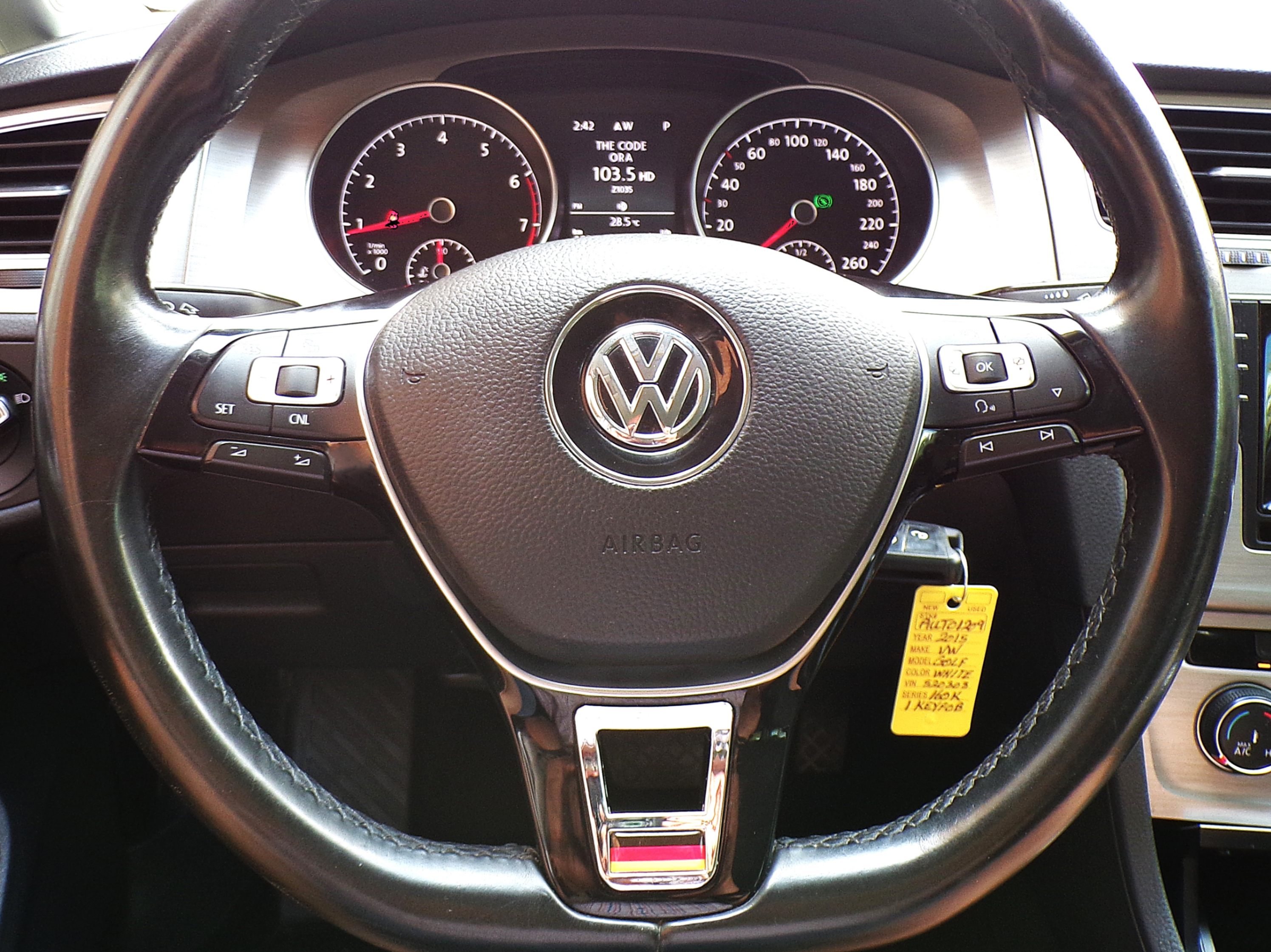 /autogallery/2015-Volkswagen-GolfSportwagon-033062000207151554.jpg