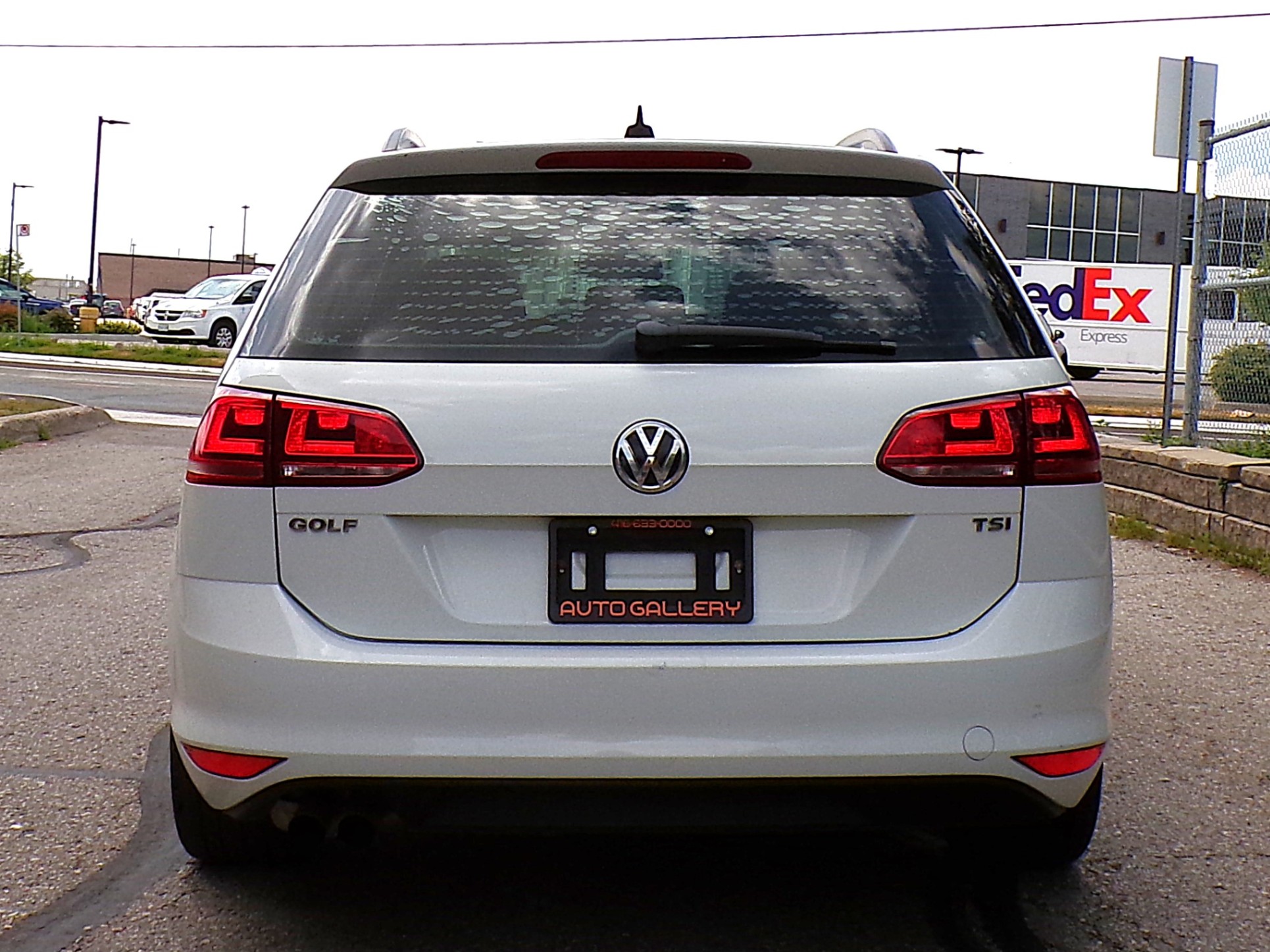 /autogallery/2015-Volkswagen-GolfSportwagon-44422499654853675.jpg
