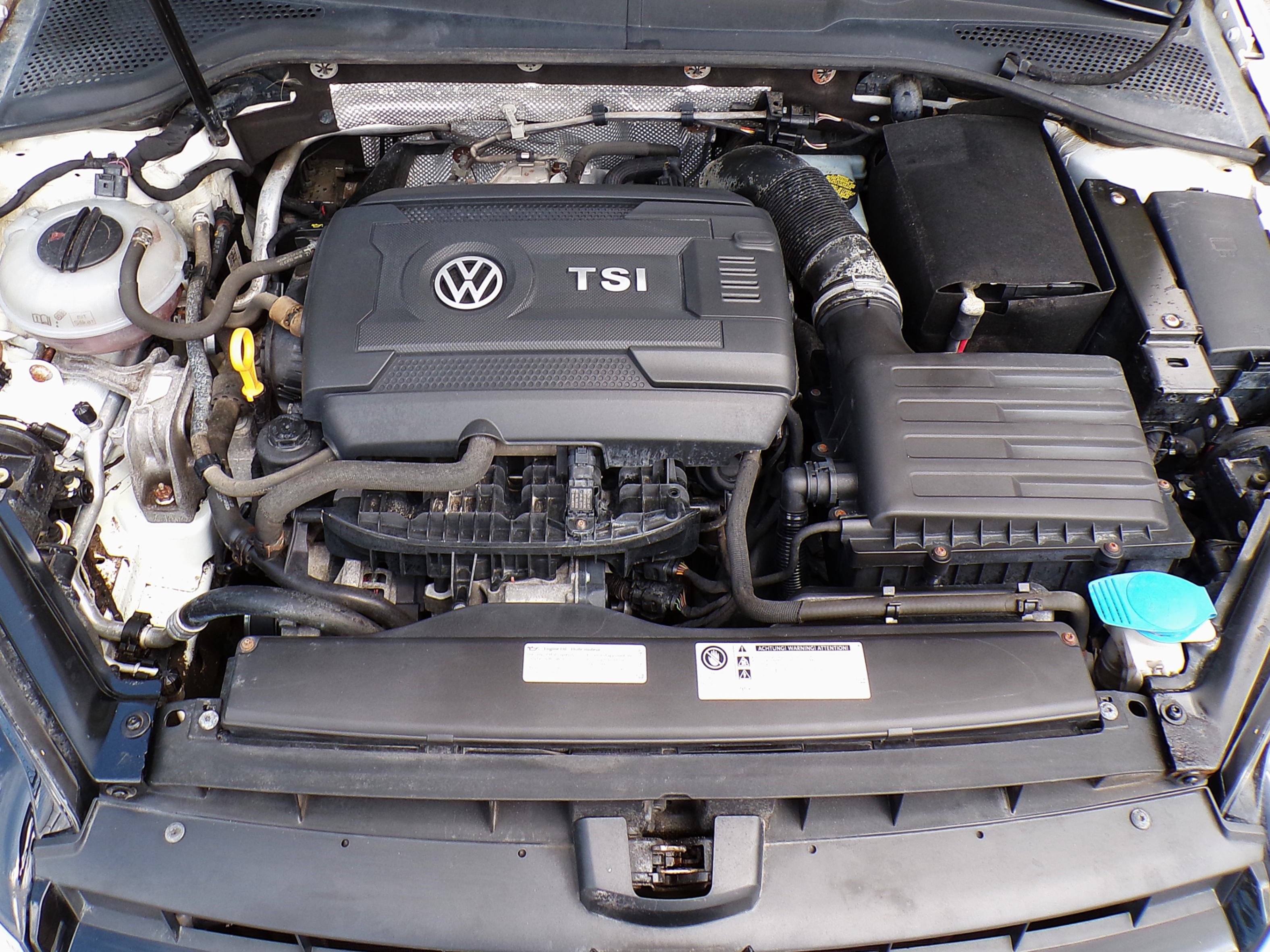 /autogallery/2015-Volkswagen-GolfSportwagon-6791002443808158.jpg