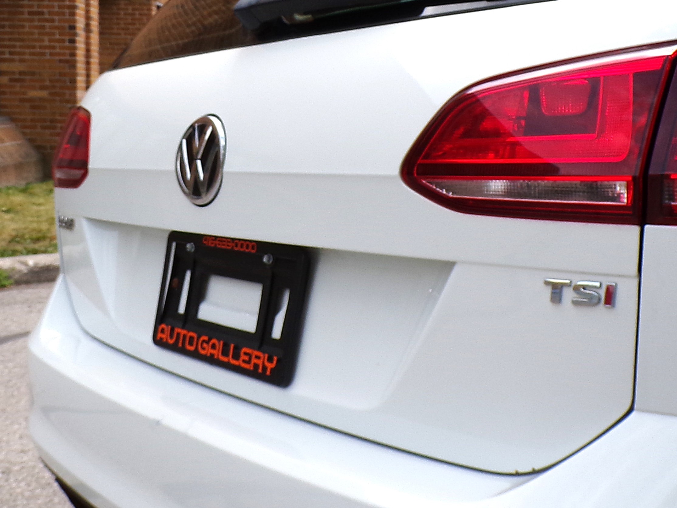 /autogallery/2015-Volkswagen-GolfSportwagon-6894021148750067.jpg