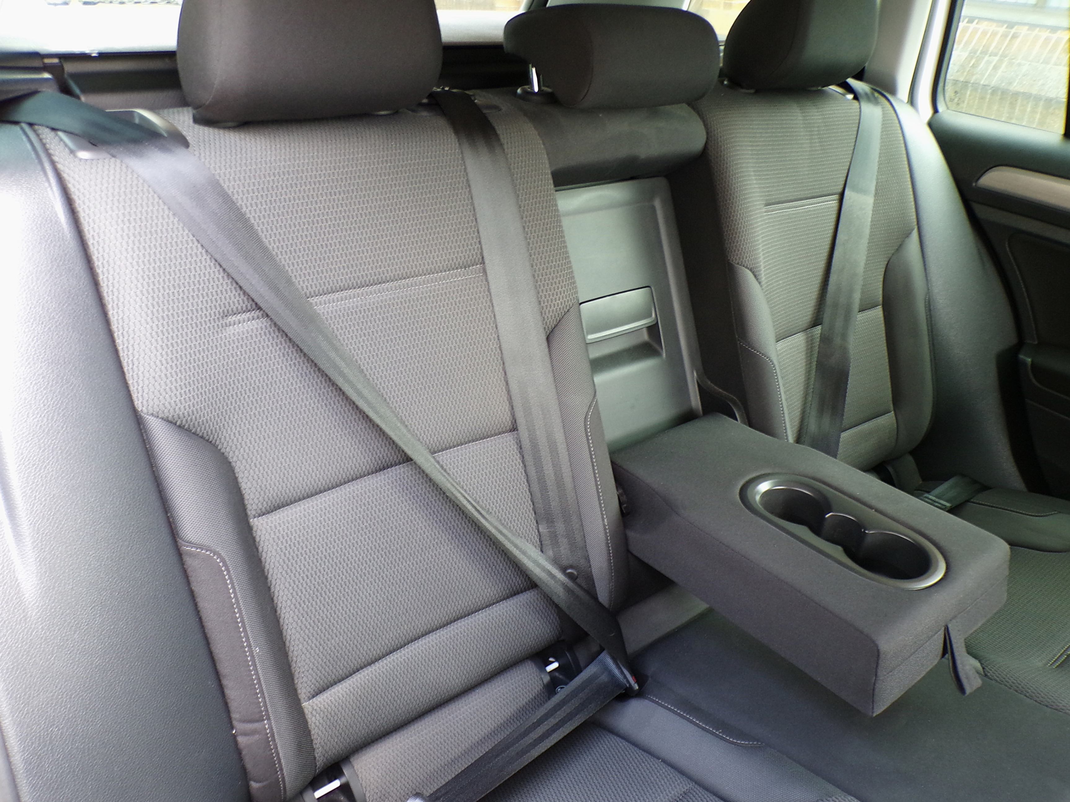 /autogallery/2015-Volkswagen-GolfSportwagon-8283346886542291.jpg