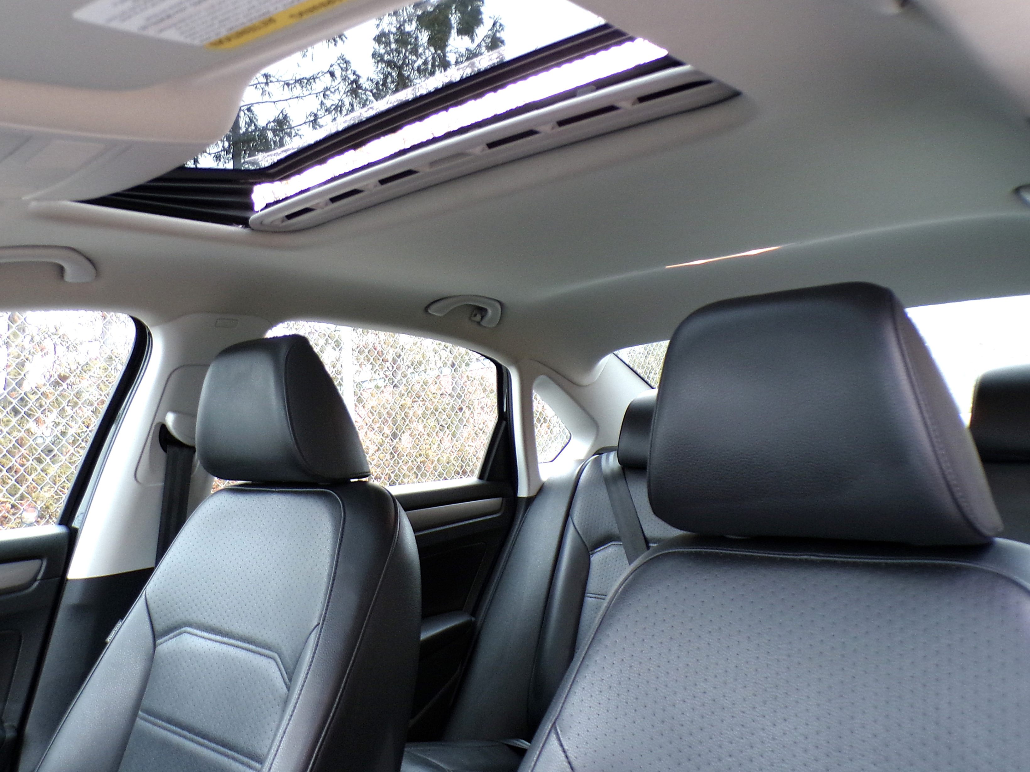/autogallery/2015-Volkswagen-Passat-08608134012789082.jpg