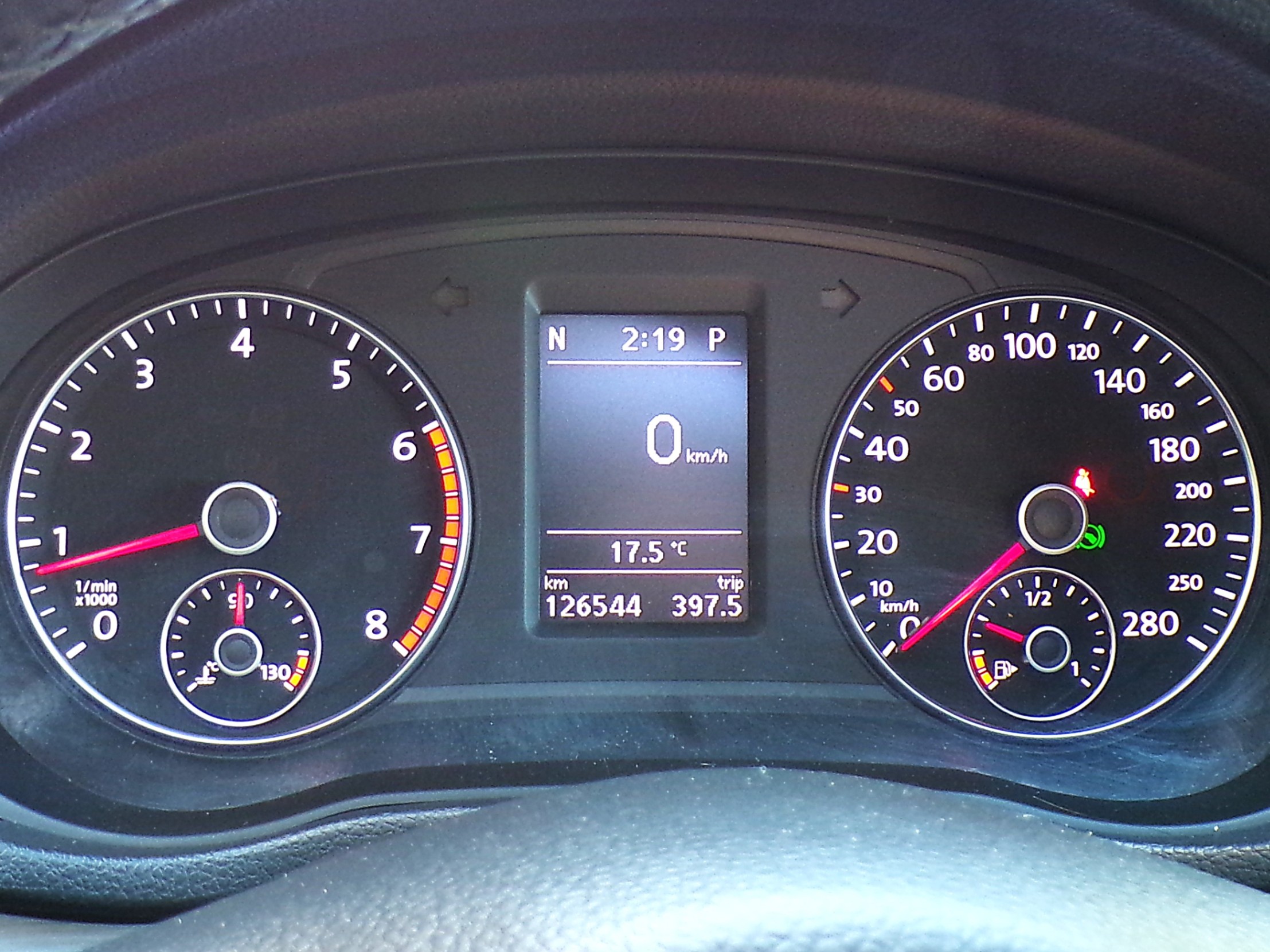 /autogallery/2015-Volkswagen-Passat-13459375125787143.jpg