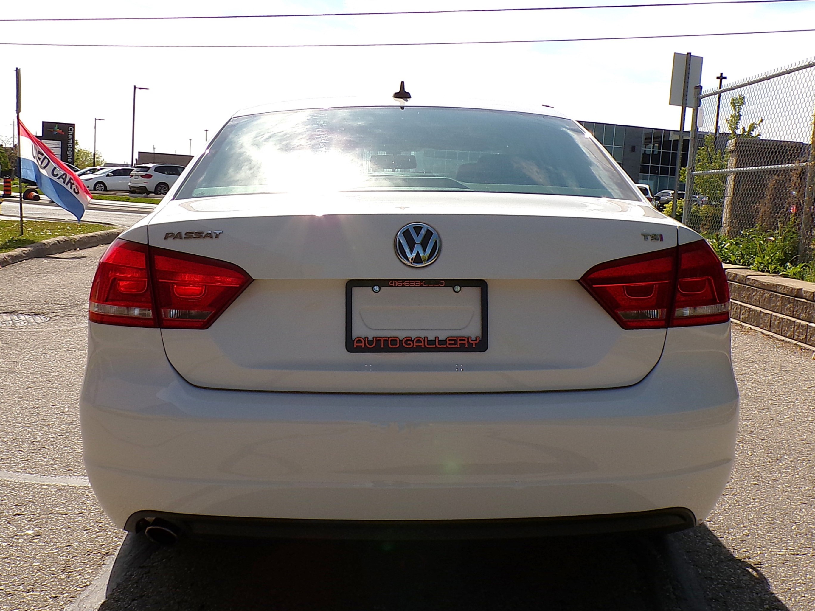 /autogallery/2015-Volkswagen-Passat-15113722909118632.jpg