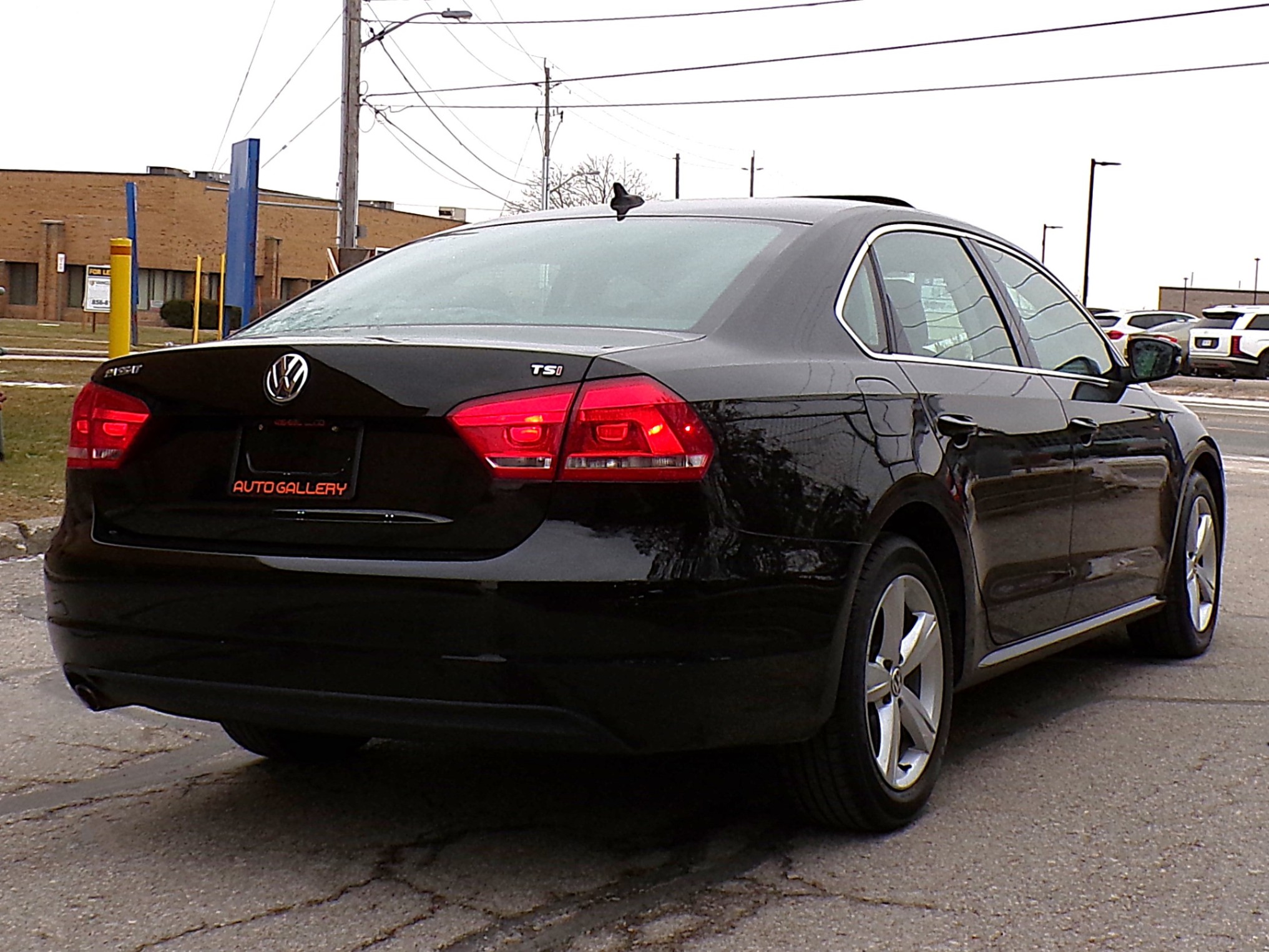 /autogallery/2015-Volkswagen-Passat-5203156192826015.jpg