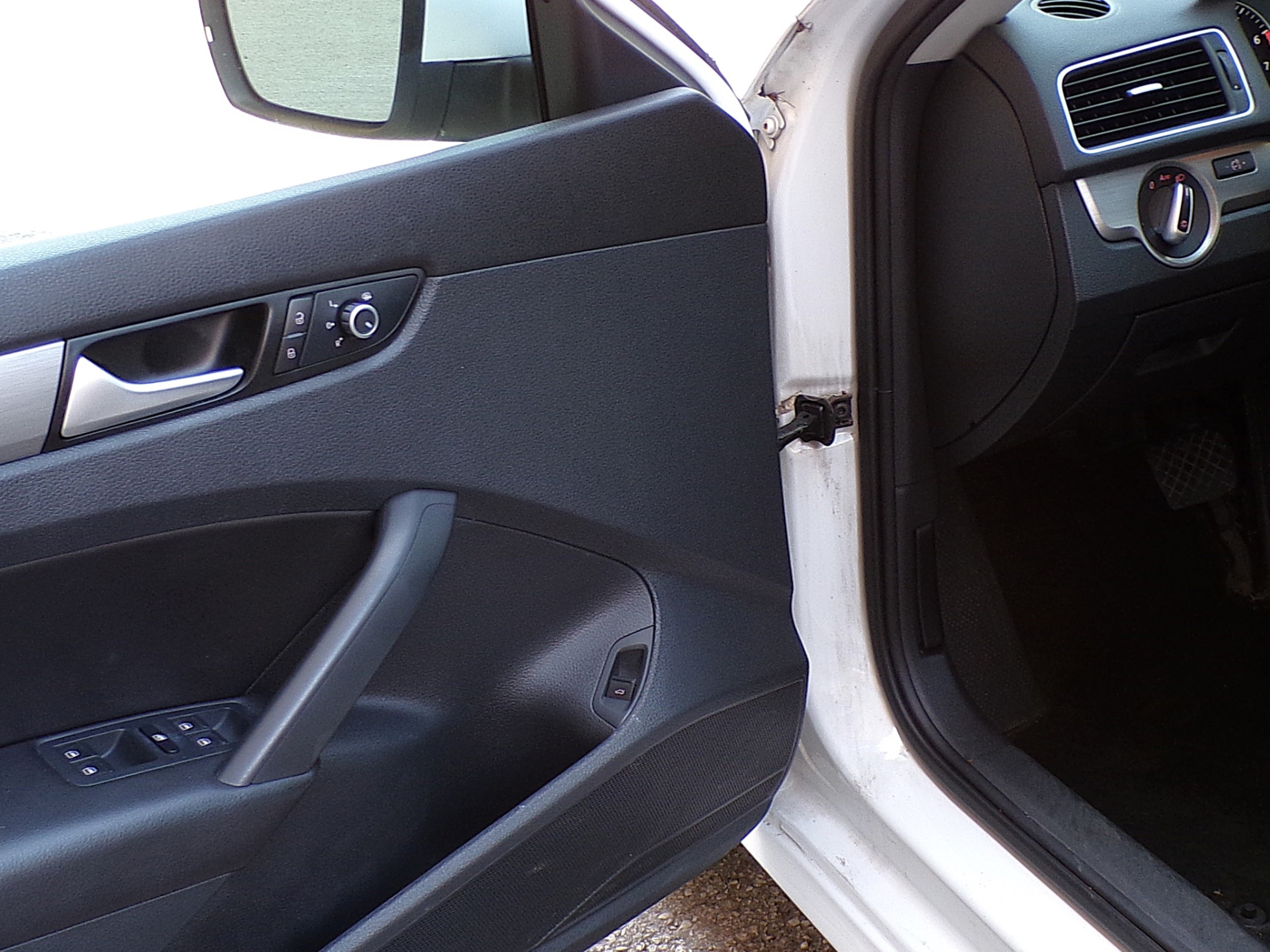 /autogallery/2015-Volkswagen-Passat-613262407647523.jpg