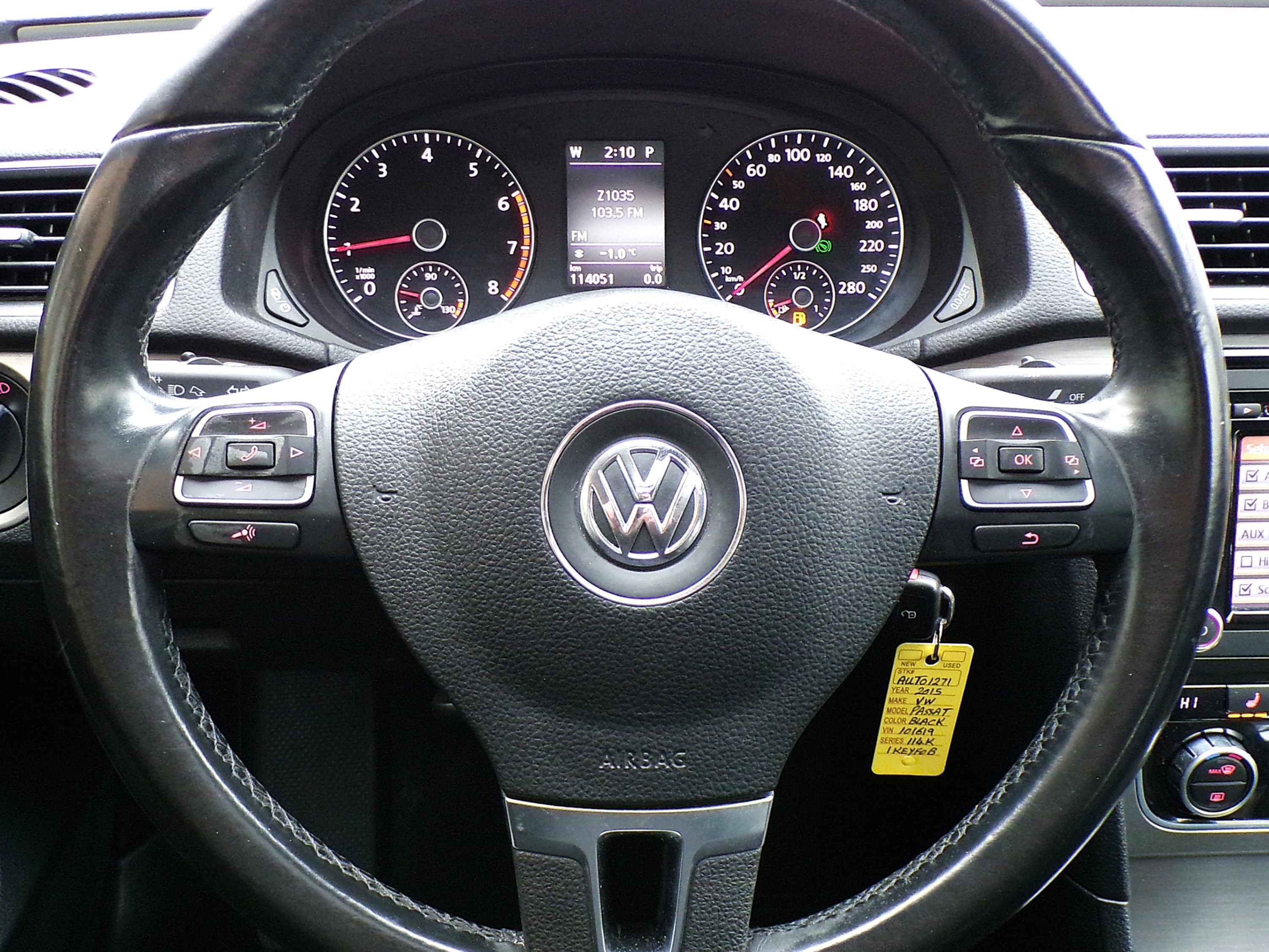 /autogallery/2015-Volkswagen-Passat-8156824366512432.jpg