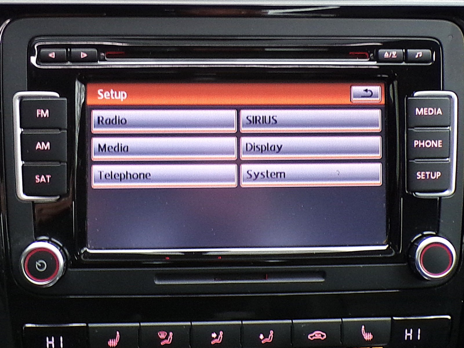 /autogallery/2015-Volkswagen-Passat-8682978277249669.jpg