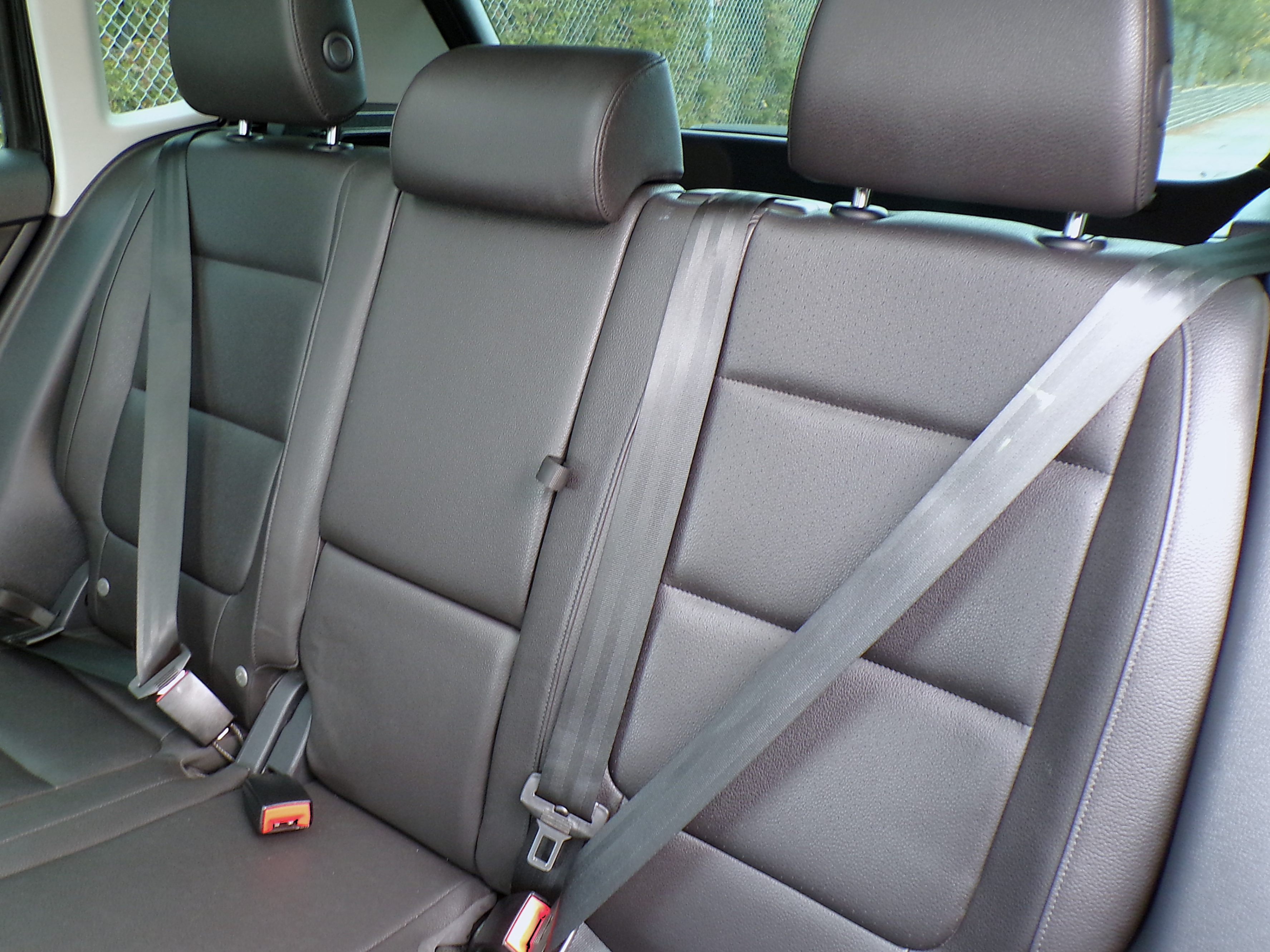 /autogallery/2015-Volkswagen-Tiguan-26524331151716596.jpg