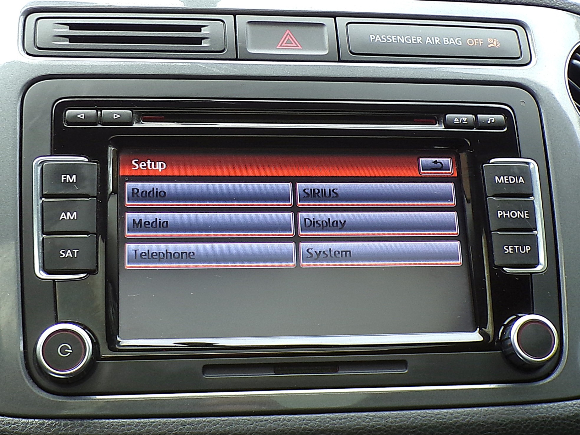 /autogallery/2015-Volkswagen-Tiguan-6403818291902439.jpg
