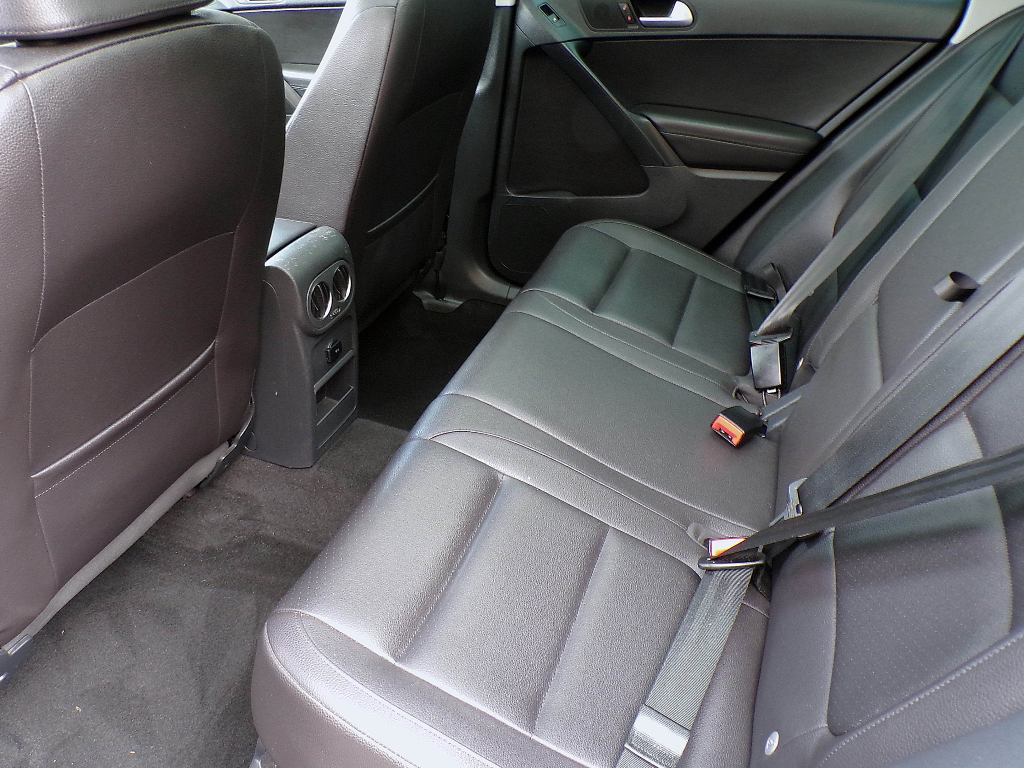 /autogallery/2015-Volkswagen-Tiguan-9779793698585051.jpg