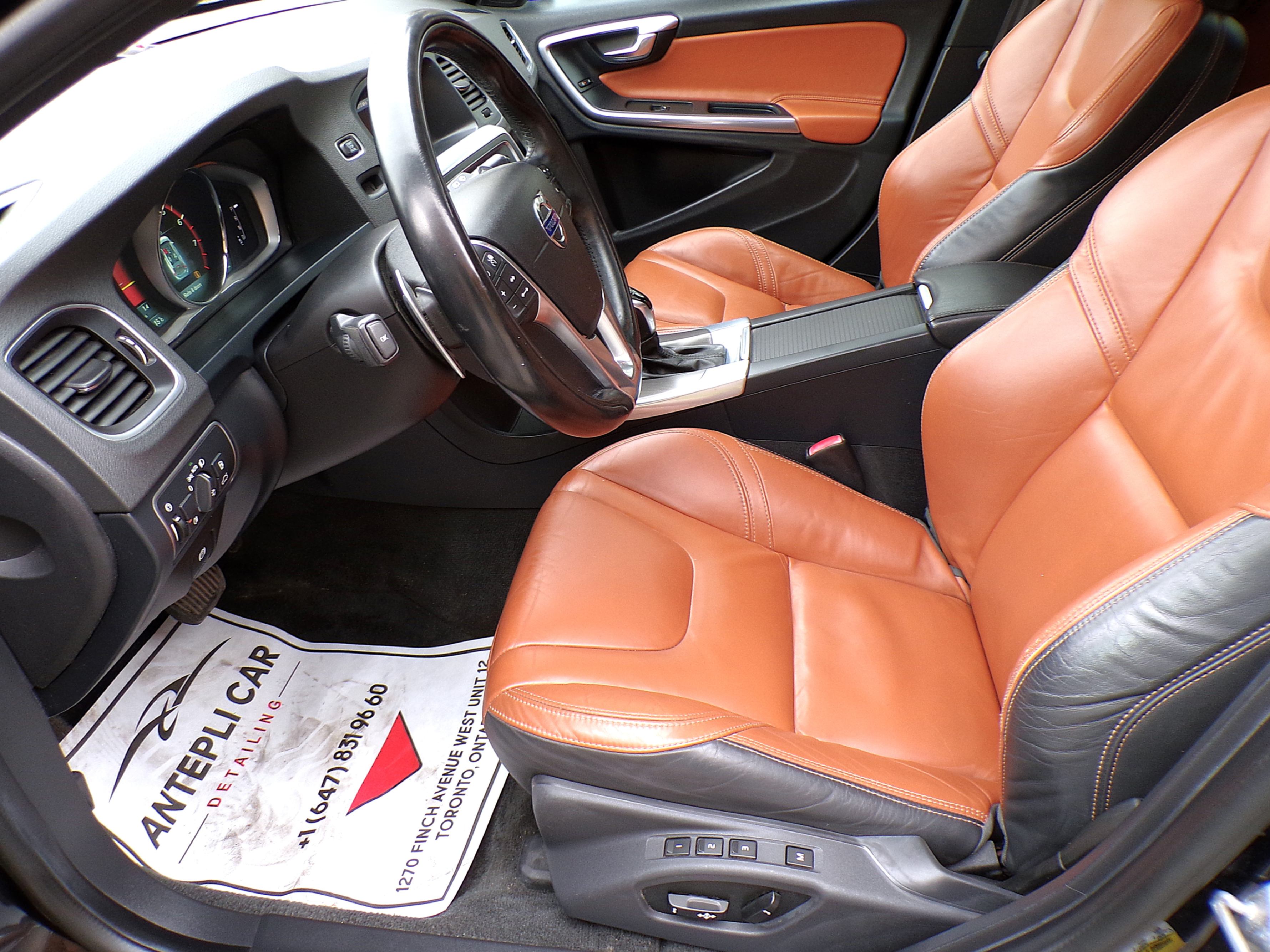 /autogallery/2015-Volvo-V60-027519715676042056.jpg