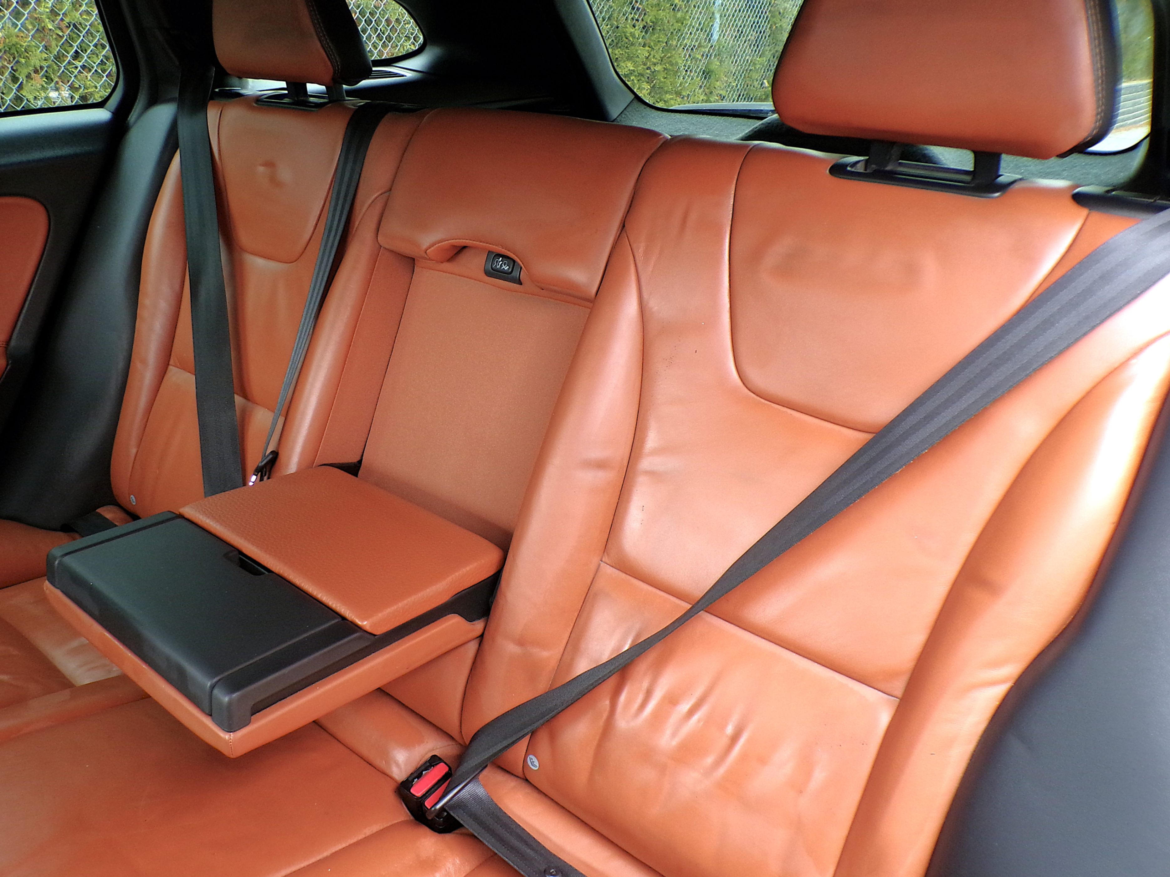 /autogallery/2015-Volvo-V60-2307133495897855.jpg