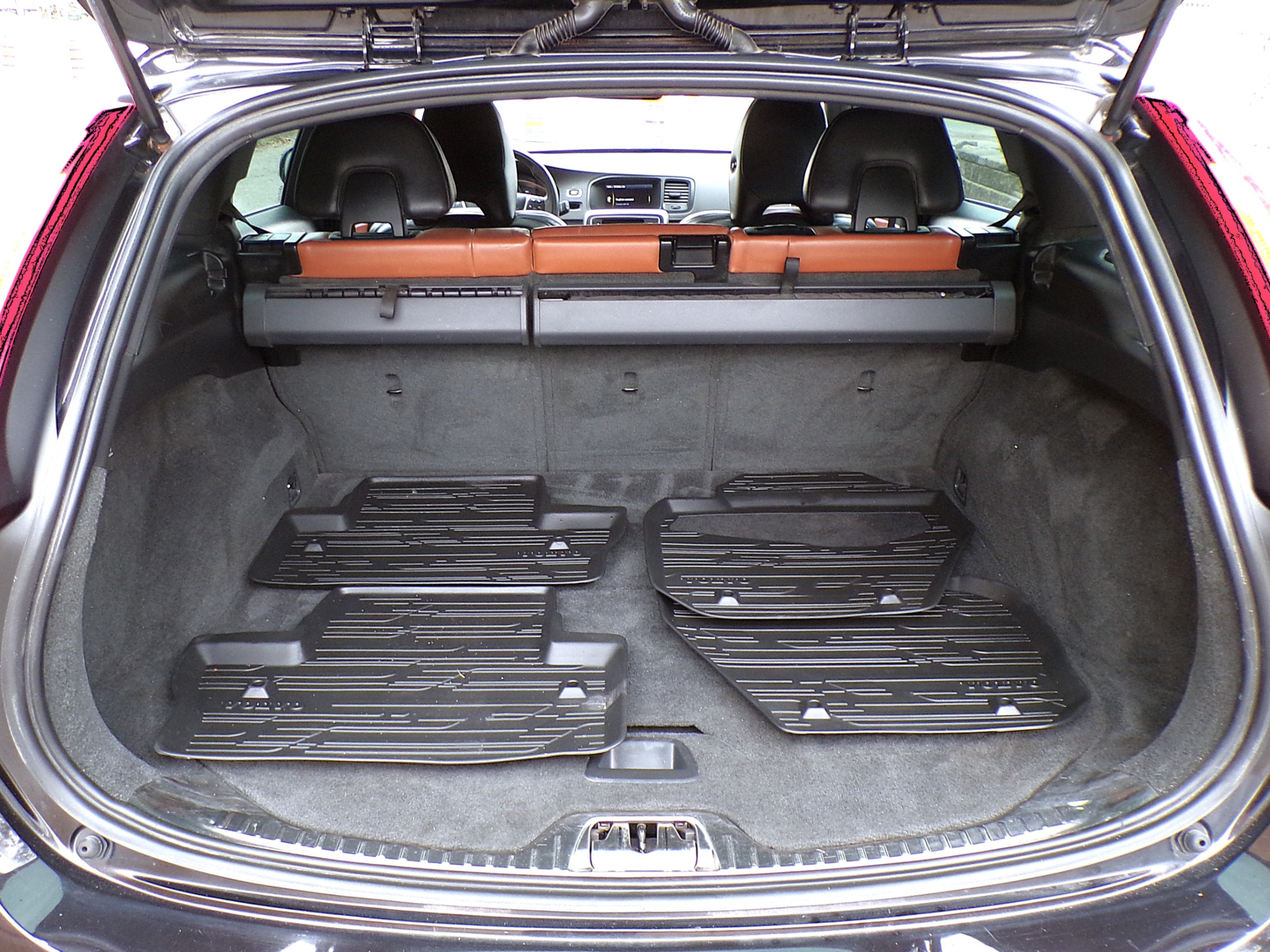/autogallery/2015-Volvo-V60-26604491096431926.jpg