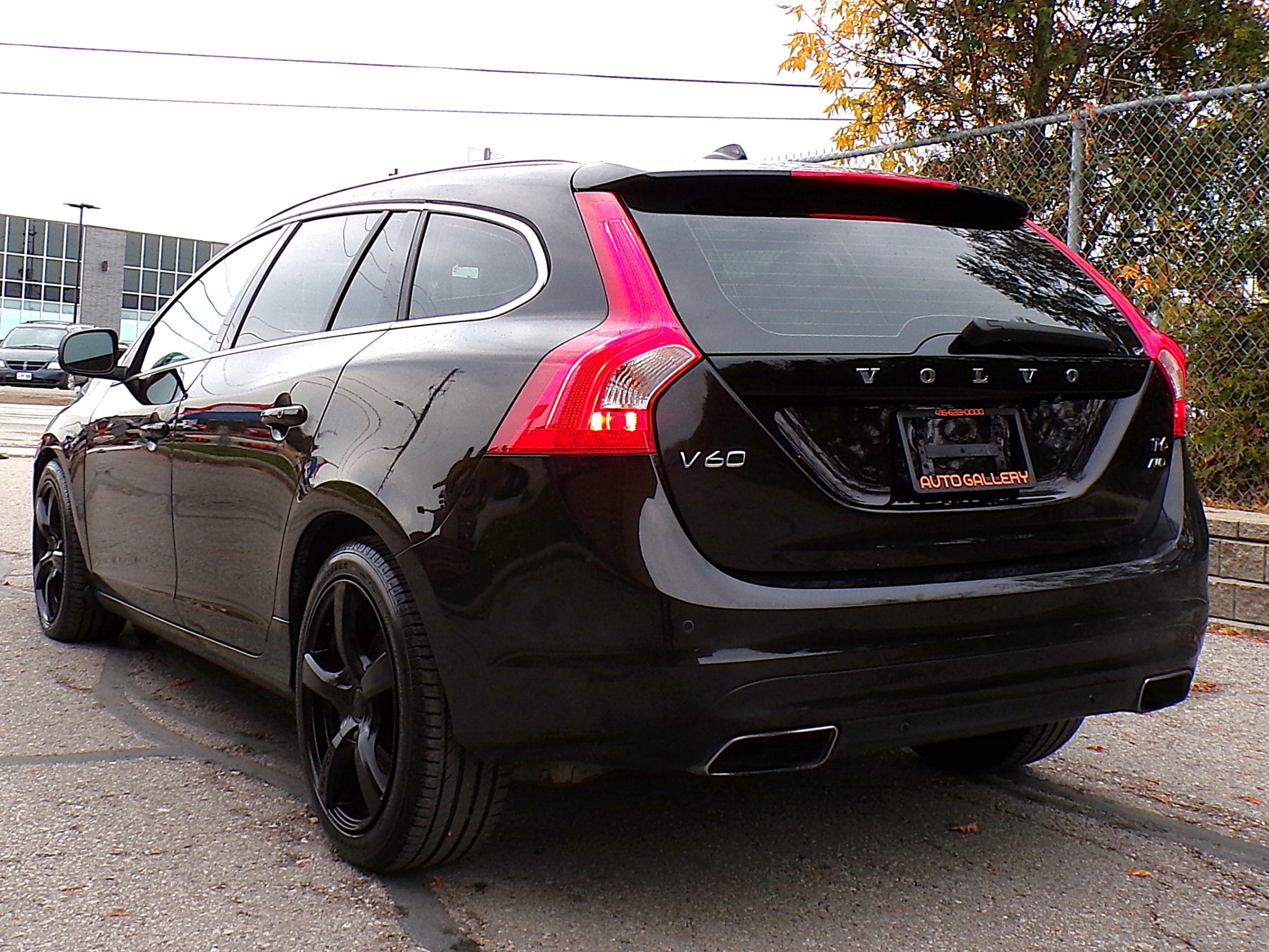 /autogallery/2015-Volvo-V60-3182721470477847.jpg