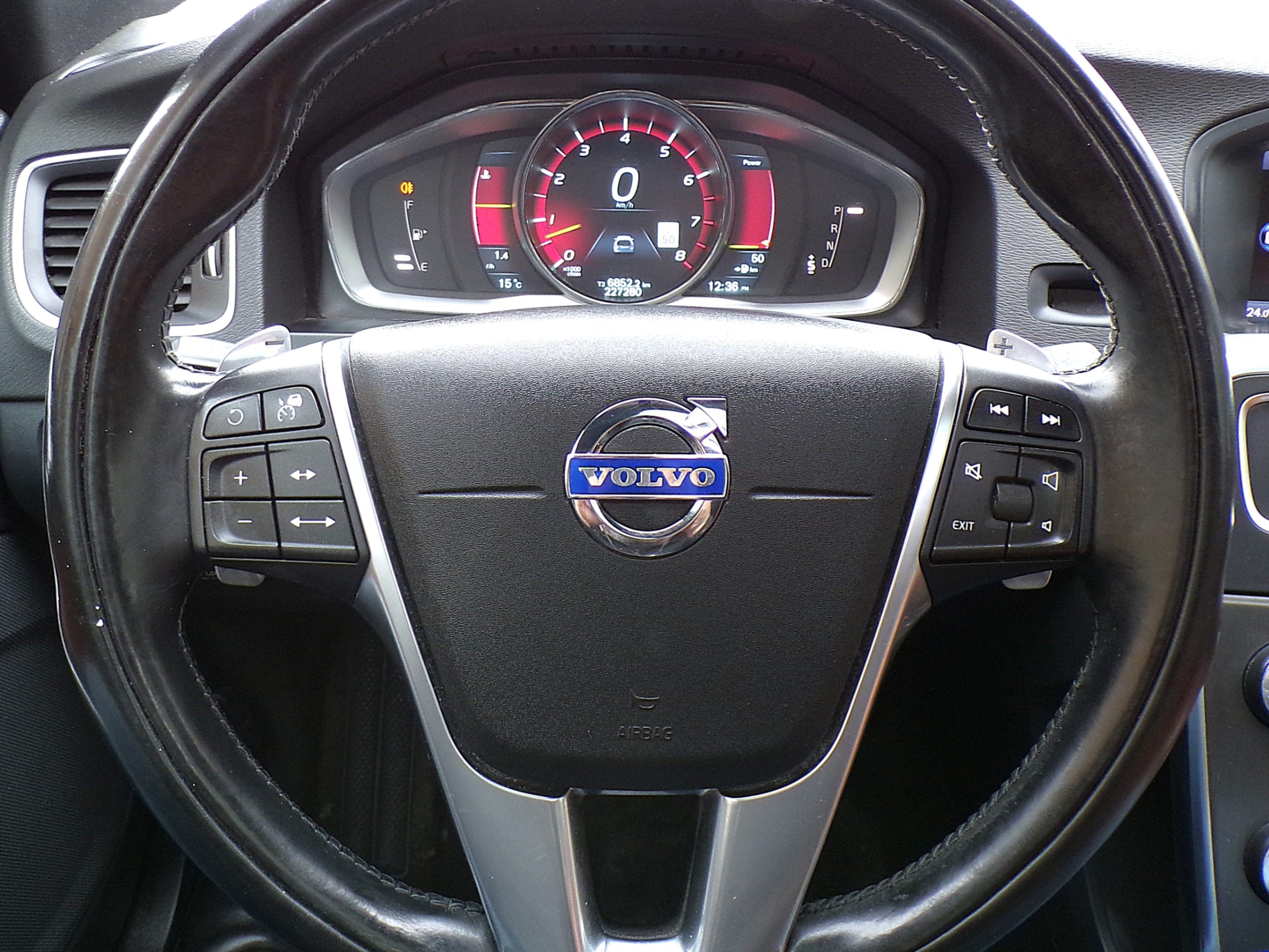 /autogallery/2015-Volvo-V60-5329960538206131.jpg